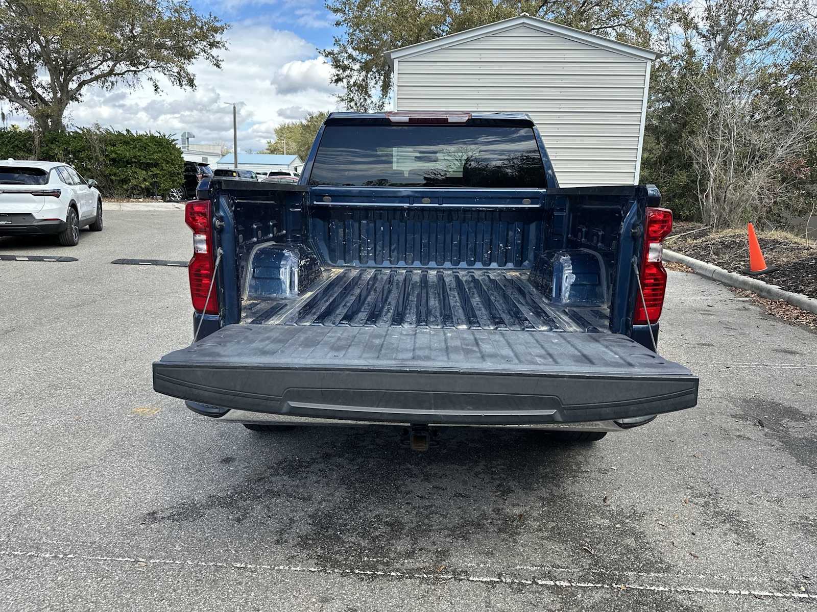 Thumbnail: 2023 Chevrolet Silverado 1500 - 25