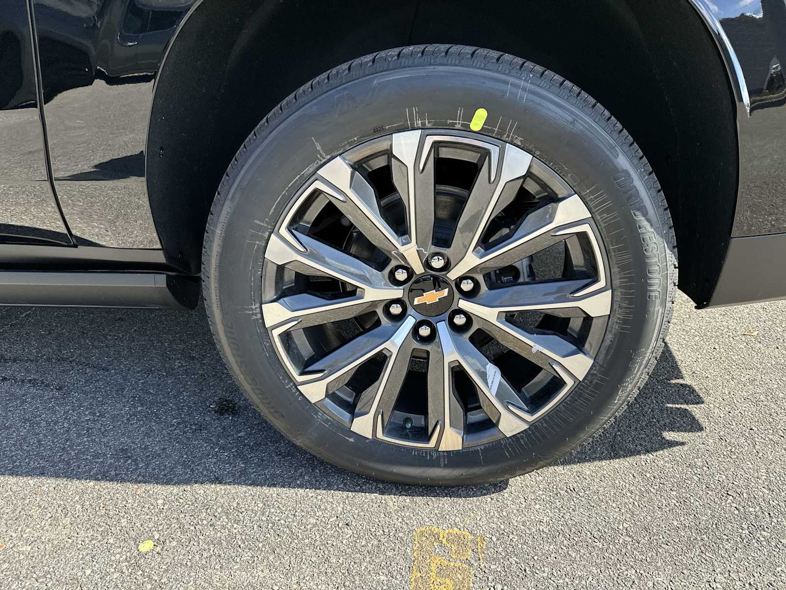 Thumbnail: 2026 Chevrolet Suburban - 12