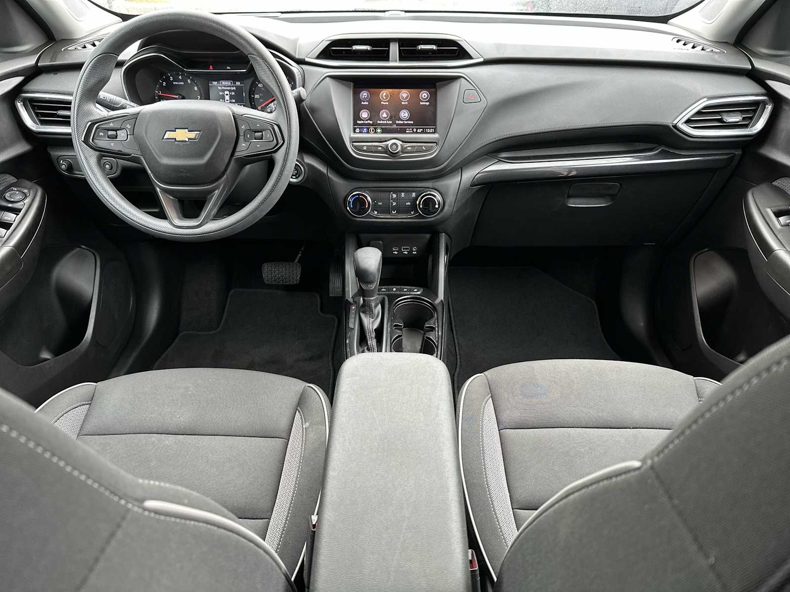 Thumbnail: 2023 Chevrolet TrailBlazer - 14