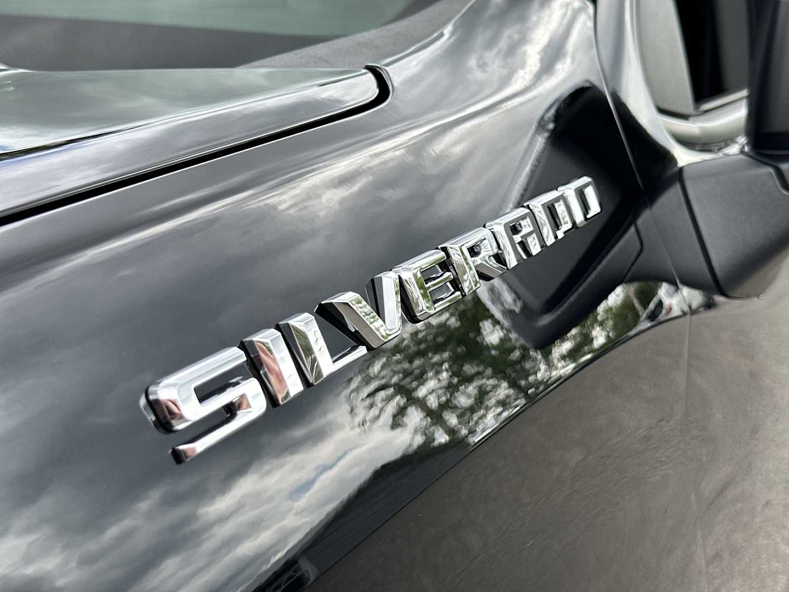 Thumbnail: 2026 Chevrolet Silverado 1500 - 11