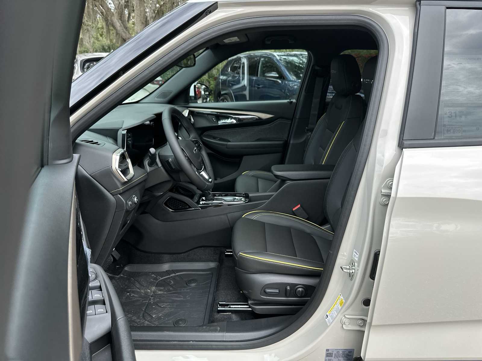 Thumbnail: 2026 Chevrolet TrailBlazer - 2