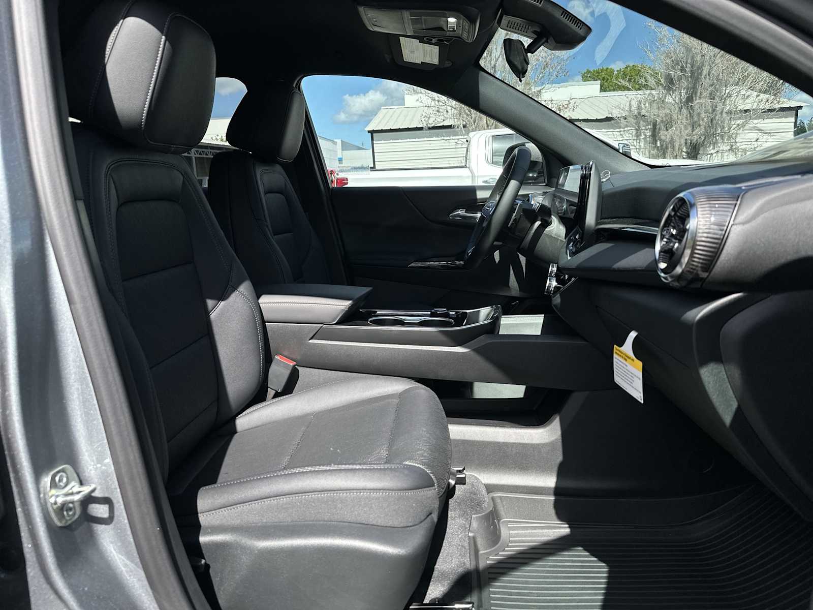 Thumbnail: 2026 Chevrolet Equinox - 19