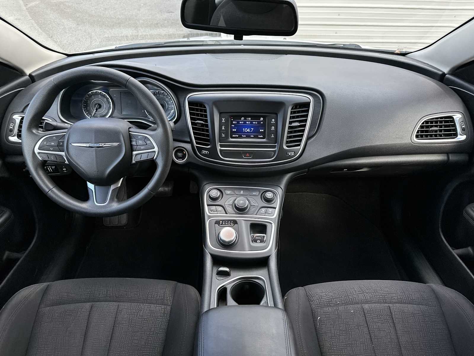 Thumbnail: 2015 Chrysler 200 - 14