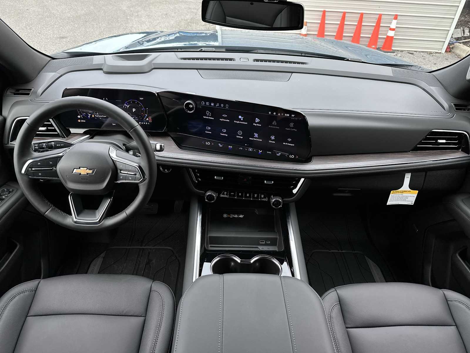 Thumbnail: 2026 Chevrolet Suburban - 14