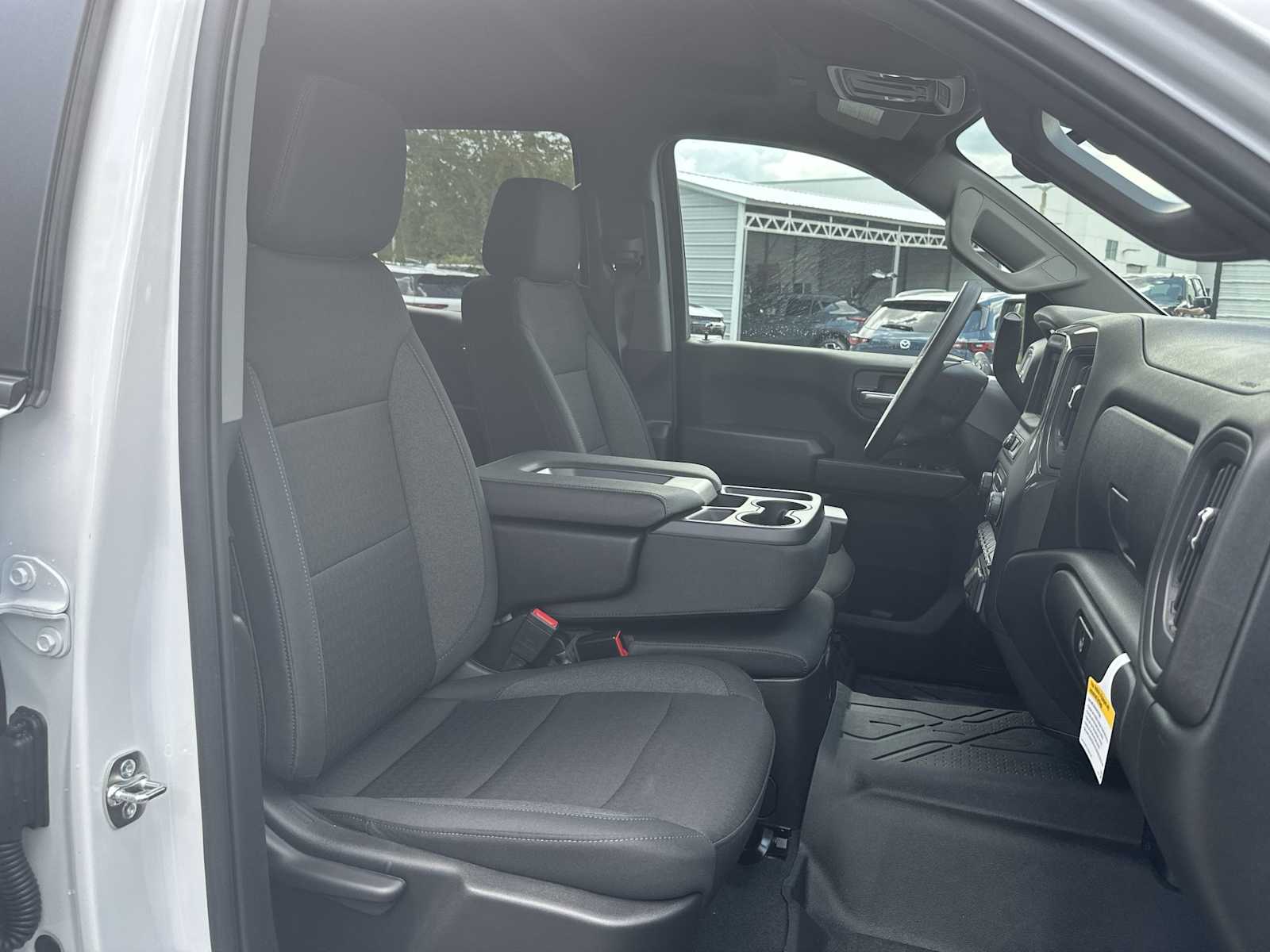 Thumbnail: 2026 Chevrolet Silverado 1500 - 19