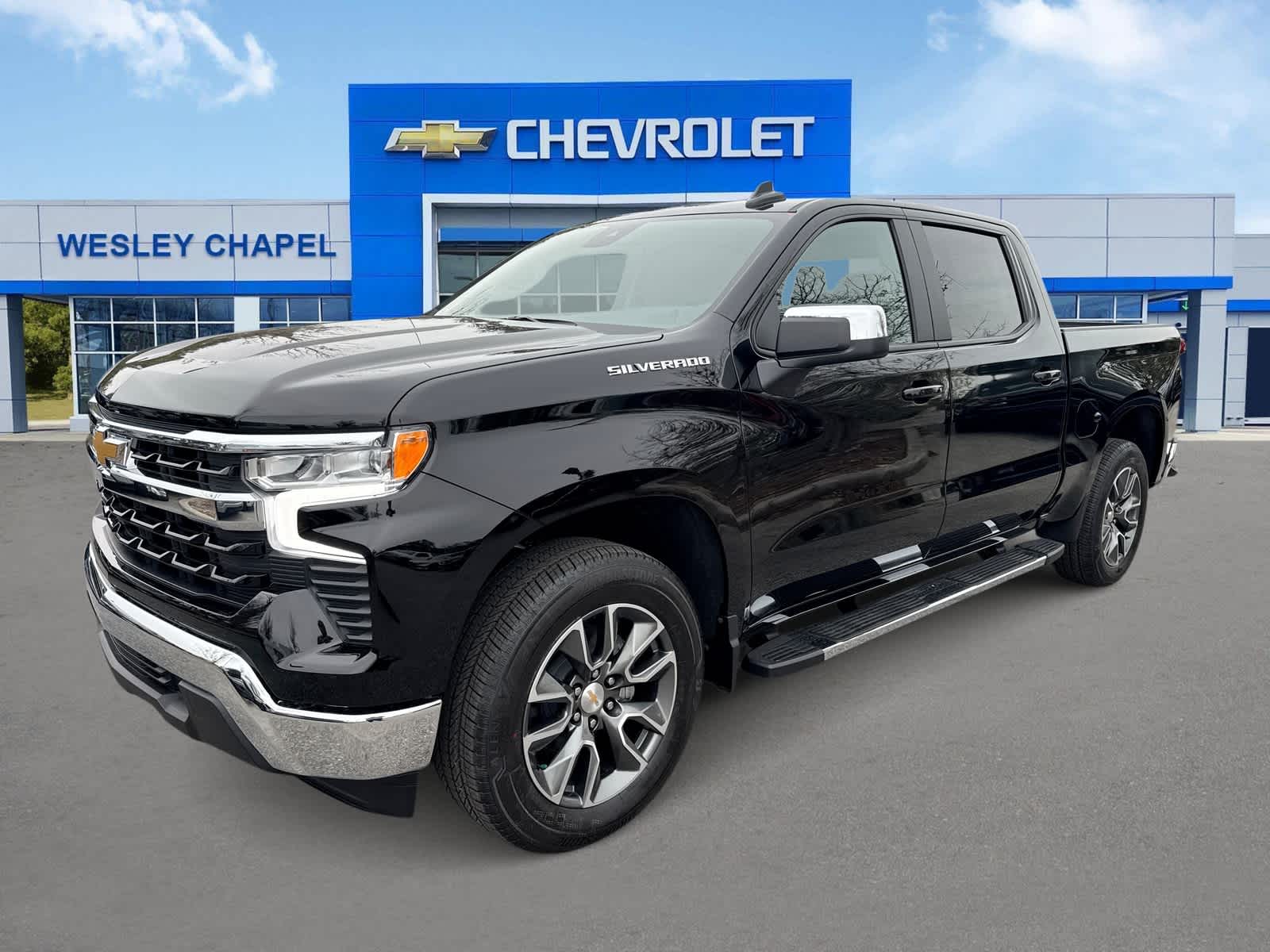 2025 Chevrolet Silverado 1500 LT 4