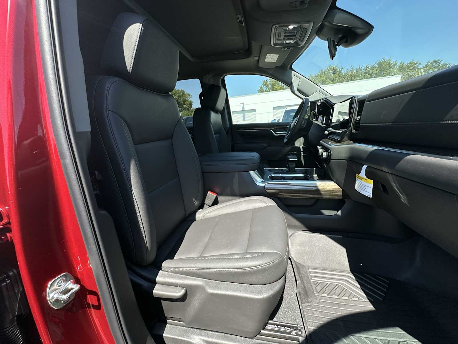 Thumbnail: 2026 Chevrolet Silverado 1500 - 19