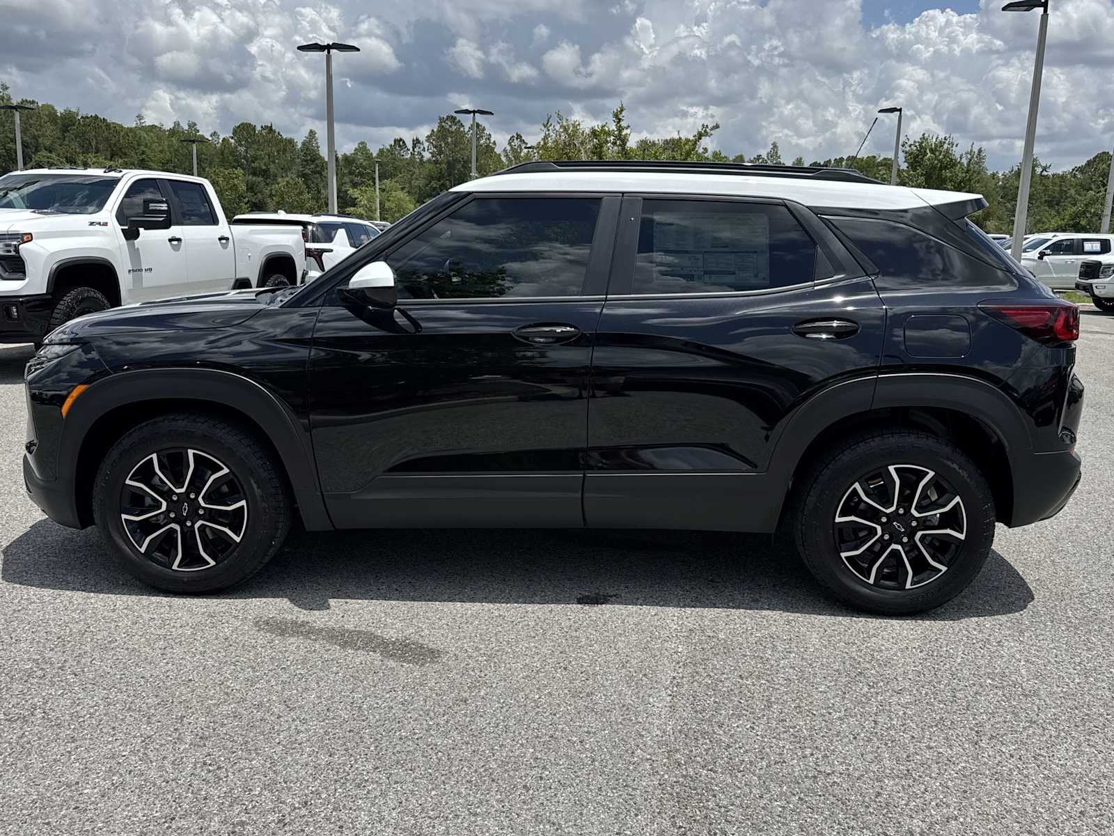 Thumbnail: 2025 Chevrolet TrailBlazer - 5