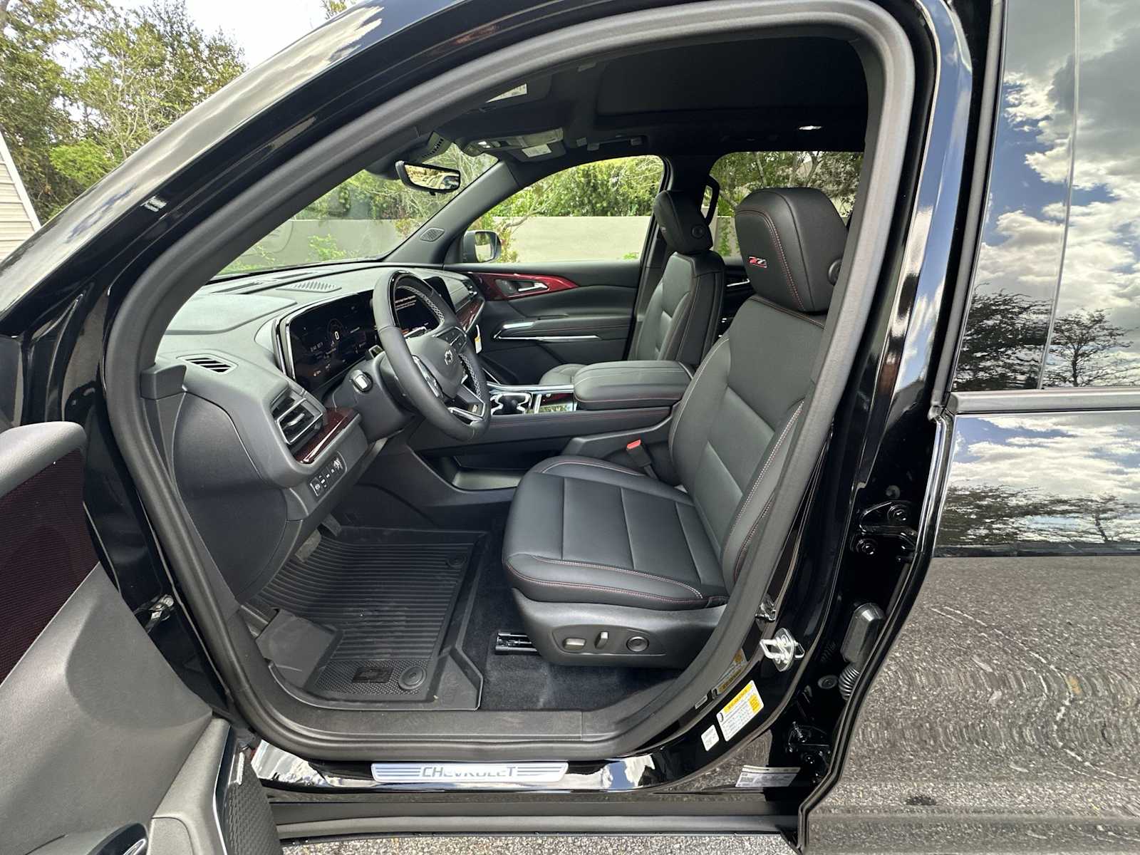 Thumbnail: 2026 Chevrolet Traverse - 2