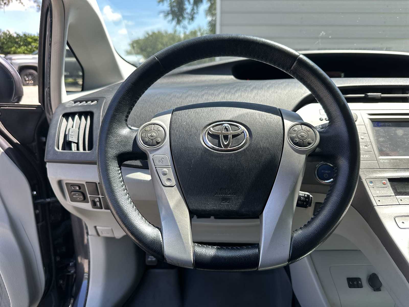 Thumbnail: 2013 Toyota Prius - 19