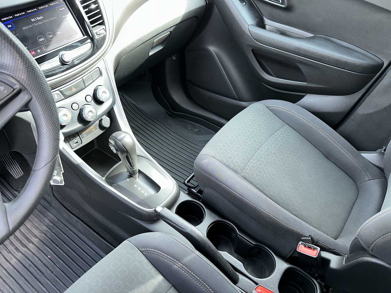 Thumbnail: 2020 Chevrolet Trax - 21