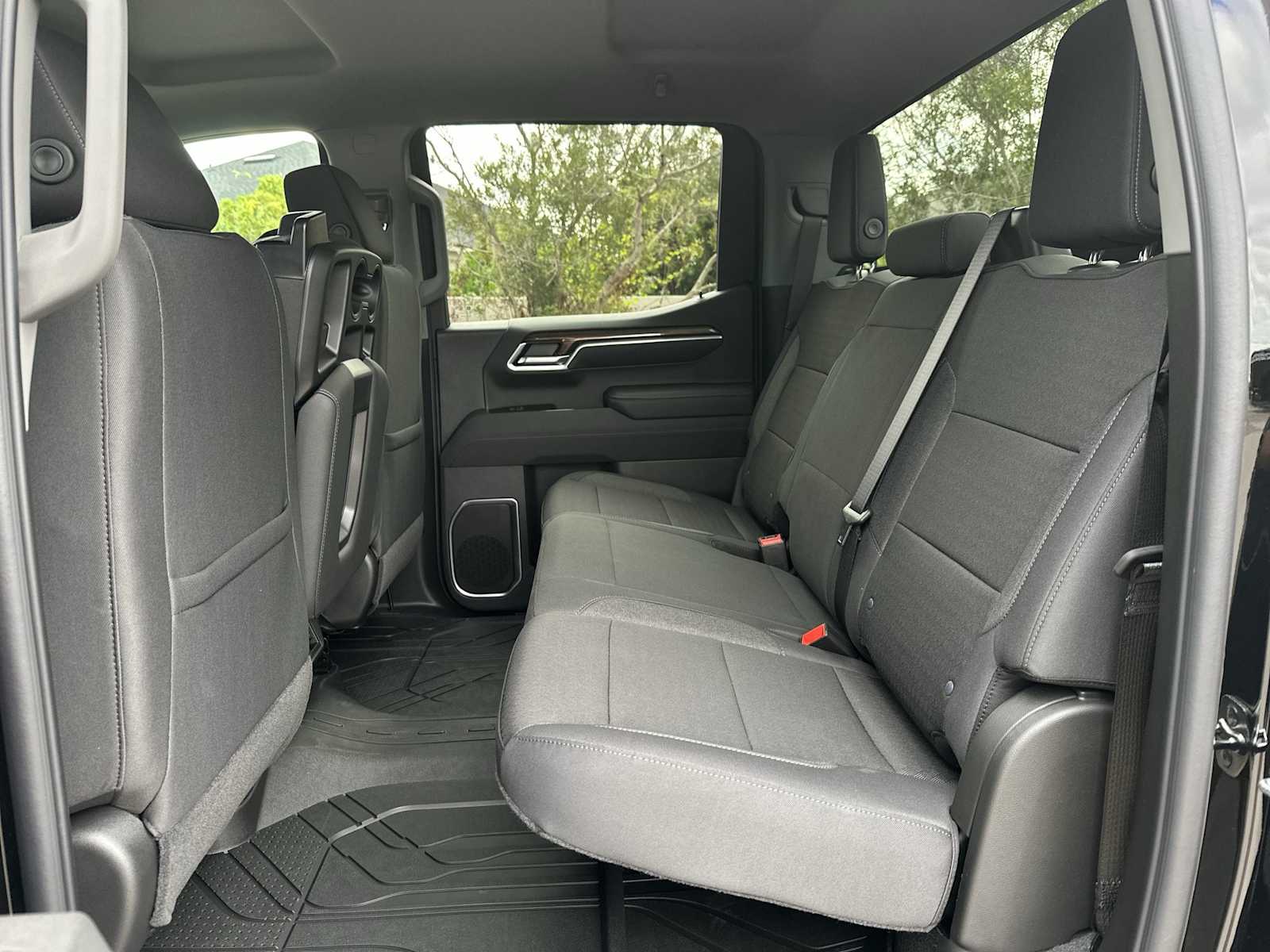 Thumbnail: 2026 Chevrolet Silverado 1500 - 17