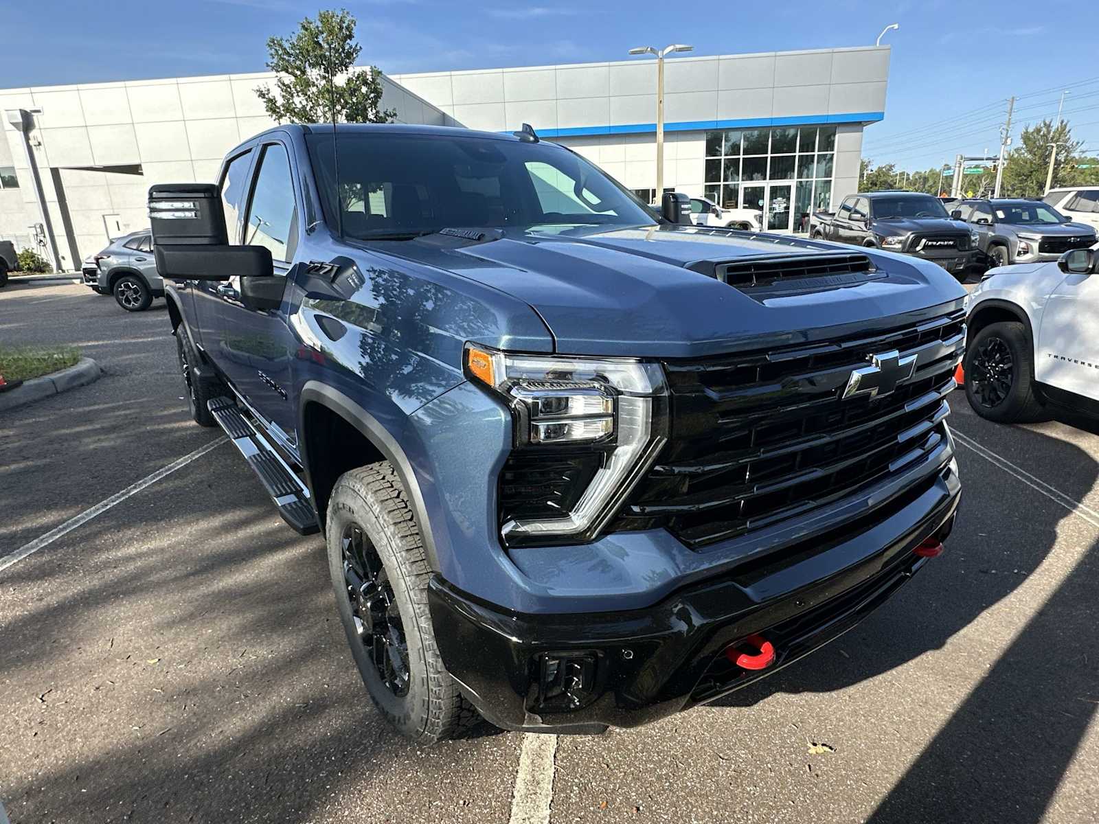 Thumbnail: 2025 Chevrolet Silverado 2500 - 8