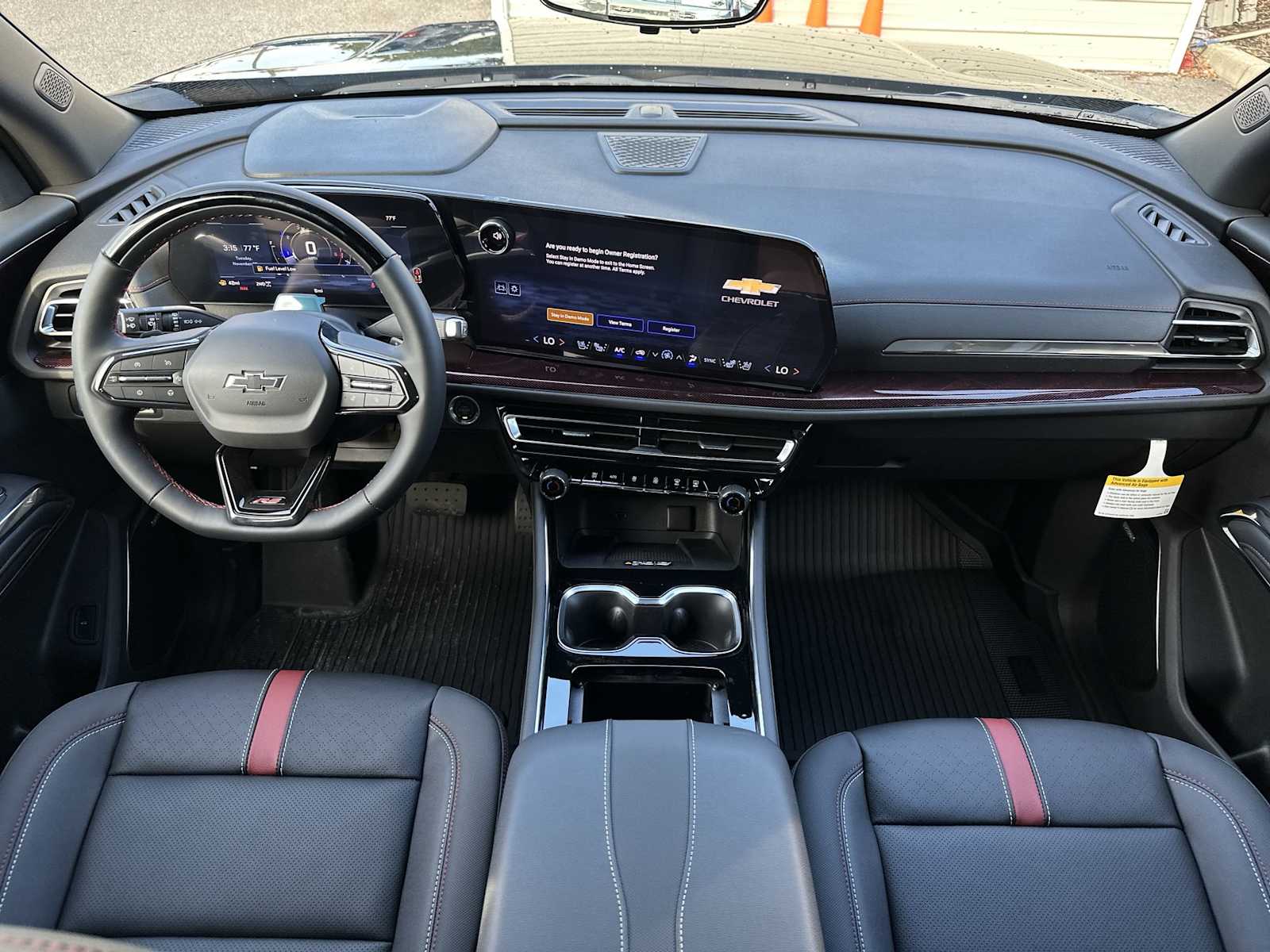 Thumbnail: 2026 Chevrolet Traverse - 14