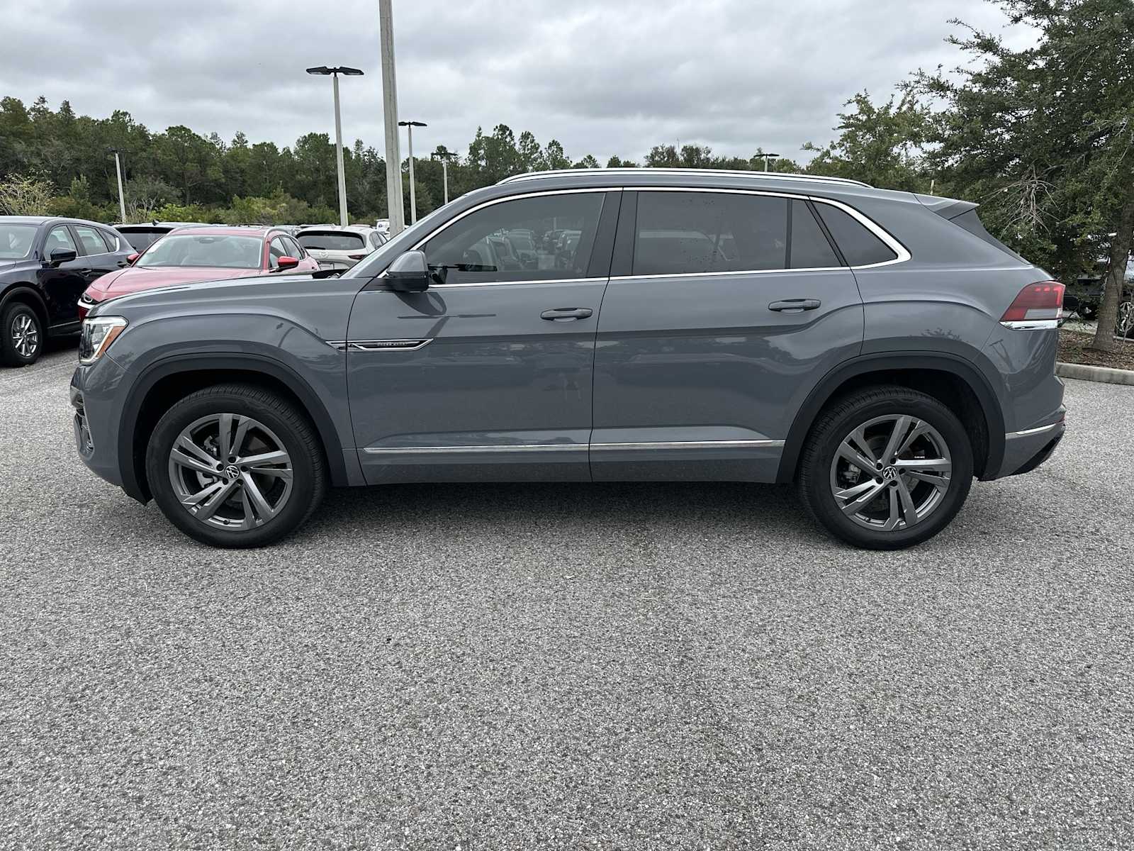 Thumbnail: 2024 Volkswagen Atlas - 3