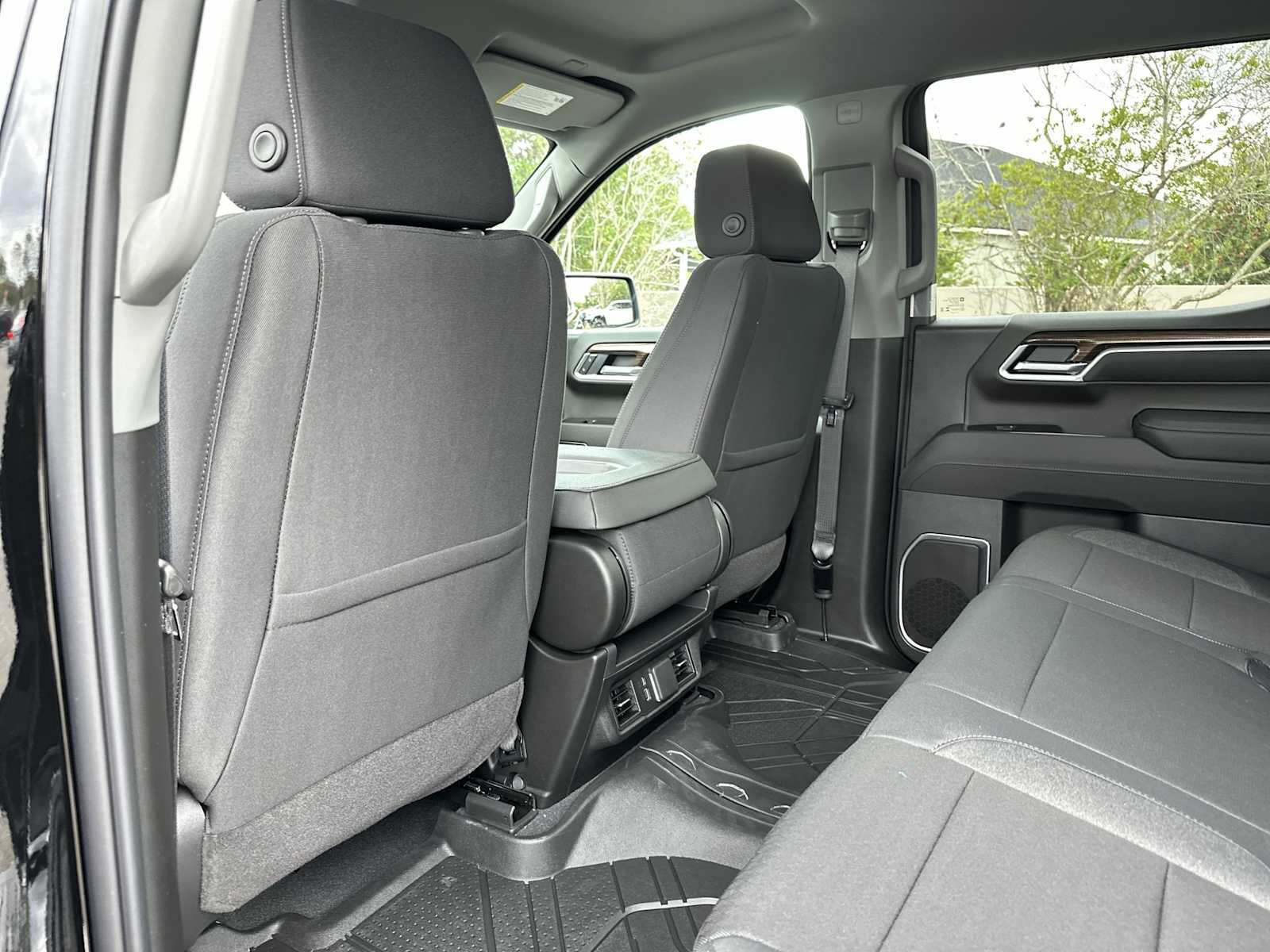 Thumbnail: 2026 Chevrolet Silverado 1500 - 16