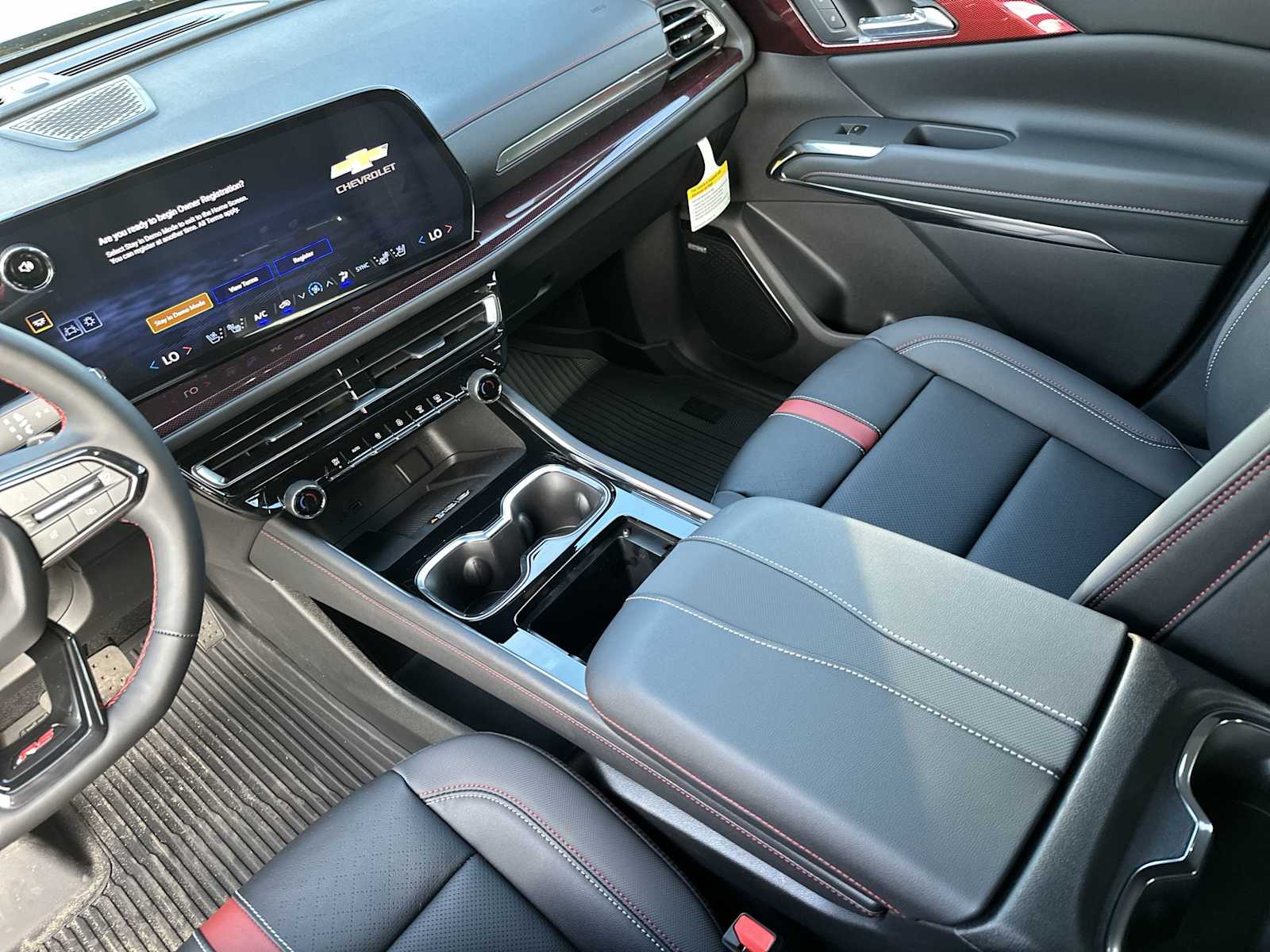 Thumbnail: 2026 Chevrolet Traverse - 22