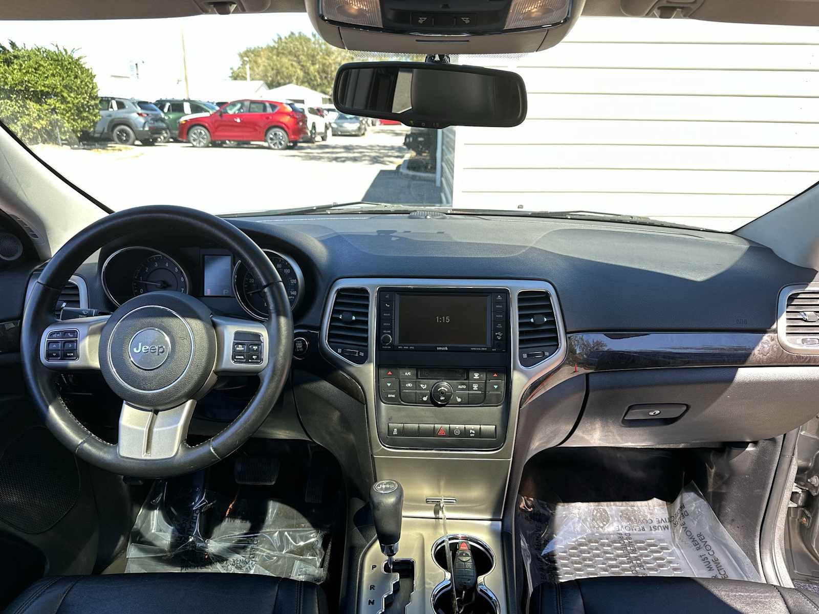 Thumbnail: 2011 Jeep Grand Cherokee - 14