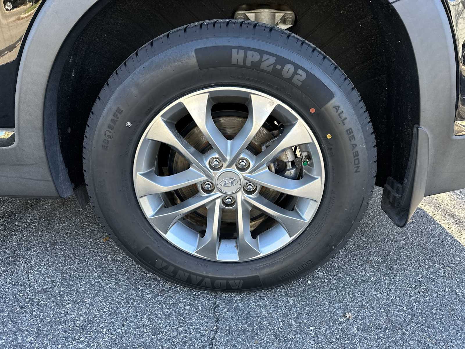 Thumbnail: 2019 Hyundai Santa Fe - 12