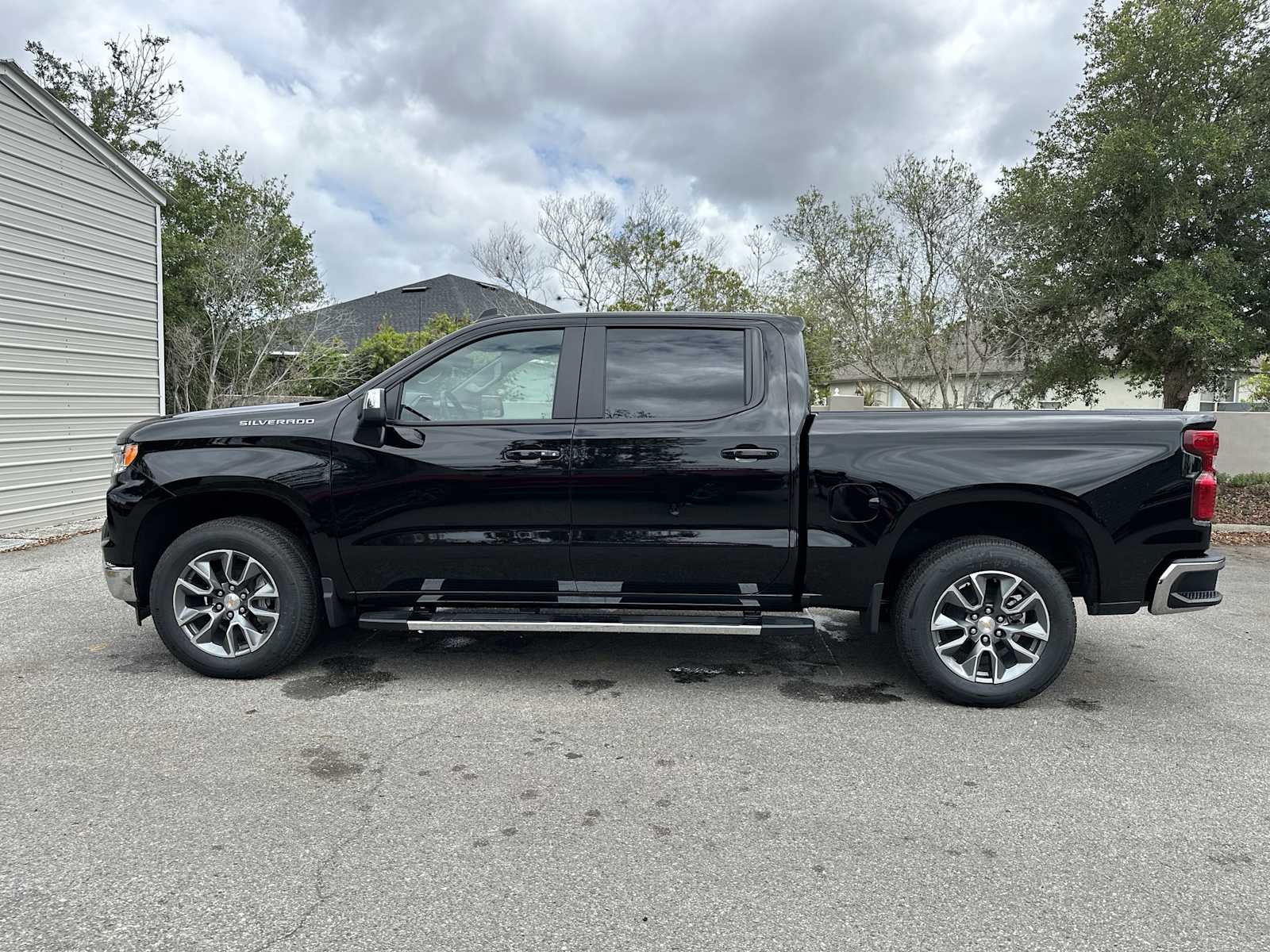 Thumbnail: 2026 Chevrolet Silverado 1500 - 4
