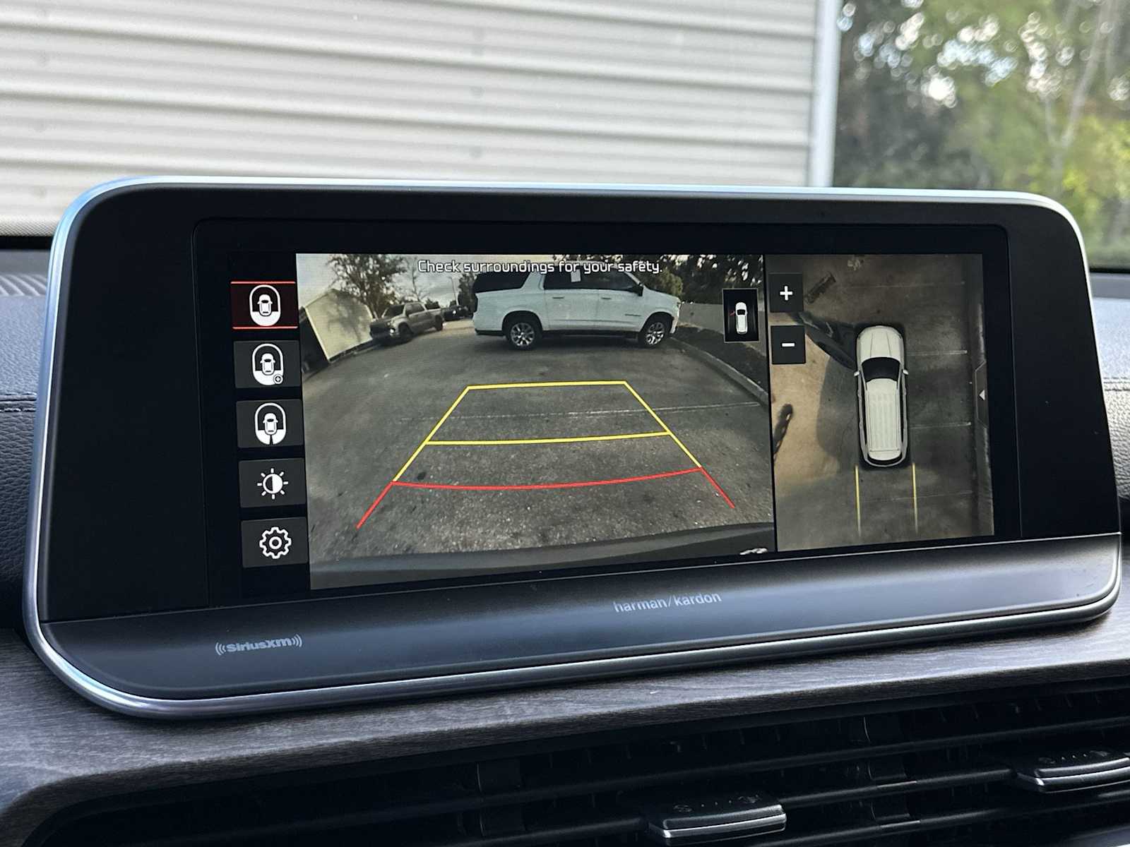 Thumbnail: 2020 Kia Telluride - 23