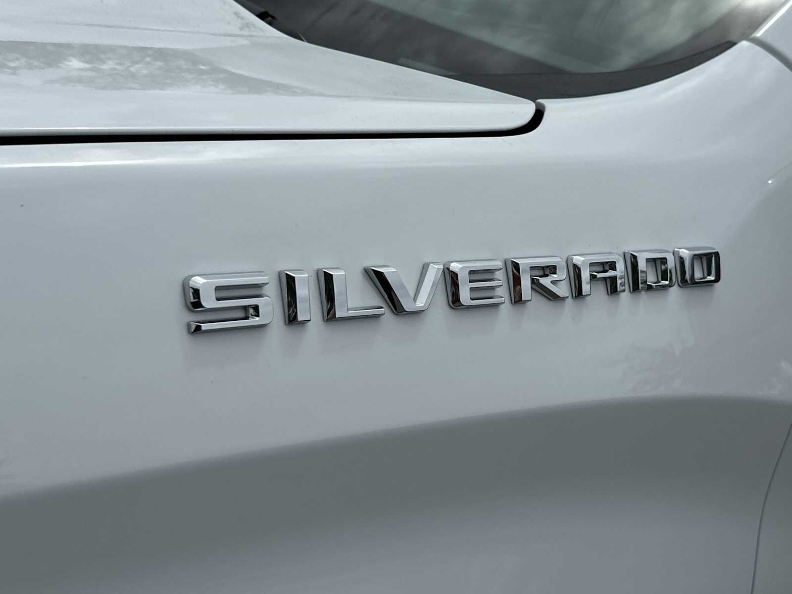 Thumbnail: 2026 Chevrolet Silverado 1500 - 12