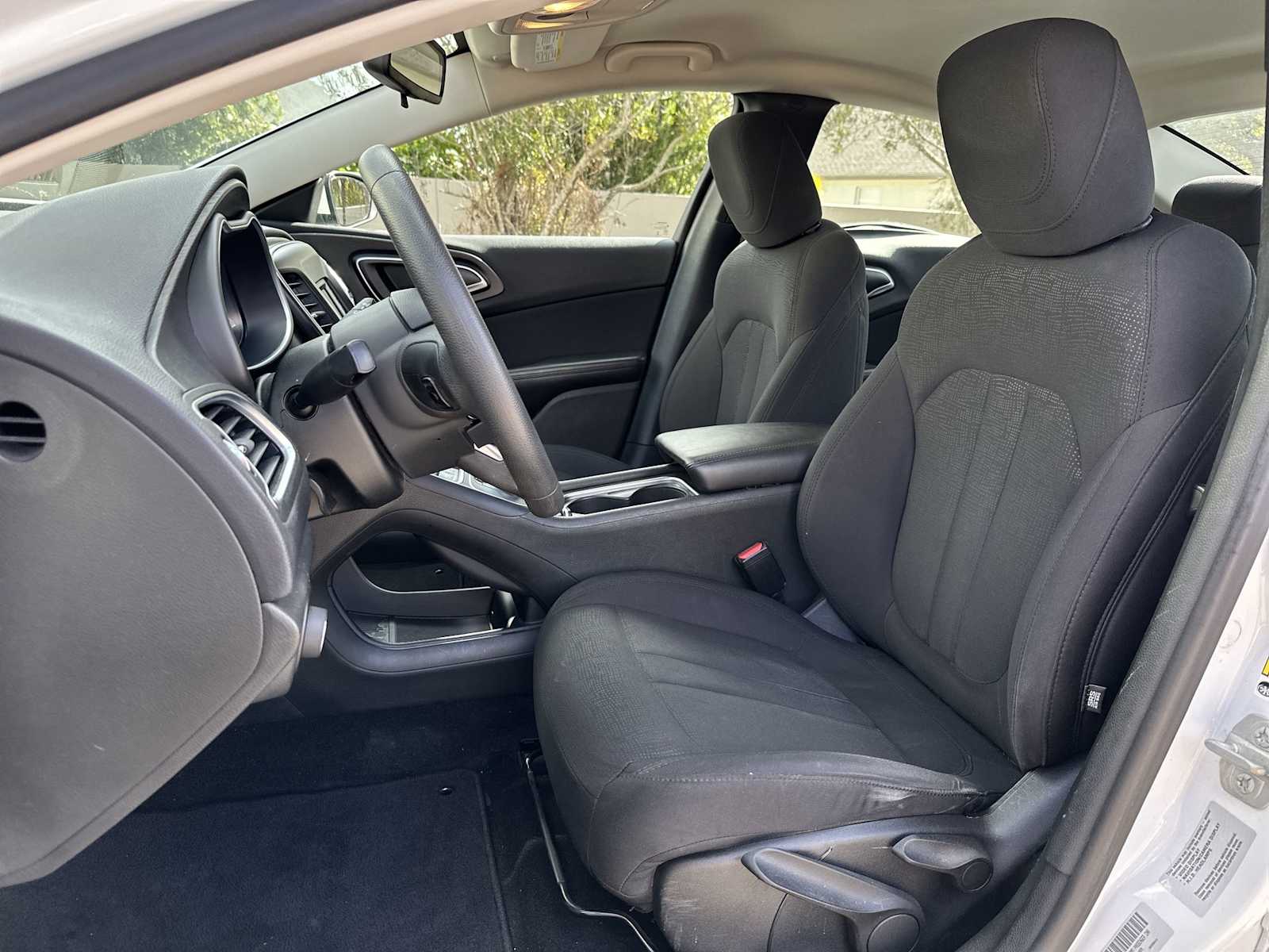 Thumbnail: 2015 Chrysler 200 - 15