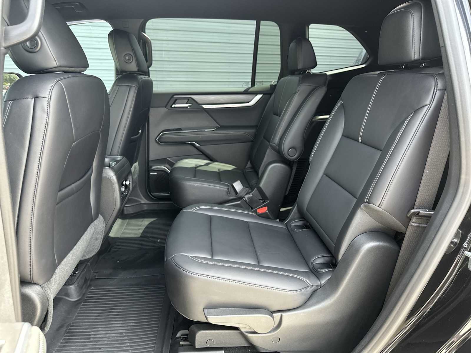 Thumbnail: 2026 GMC Acadia - 17