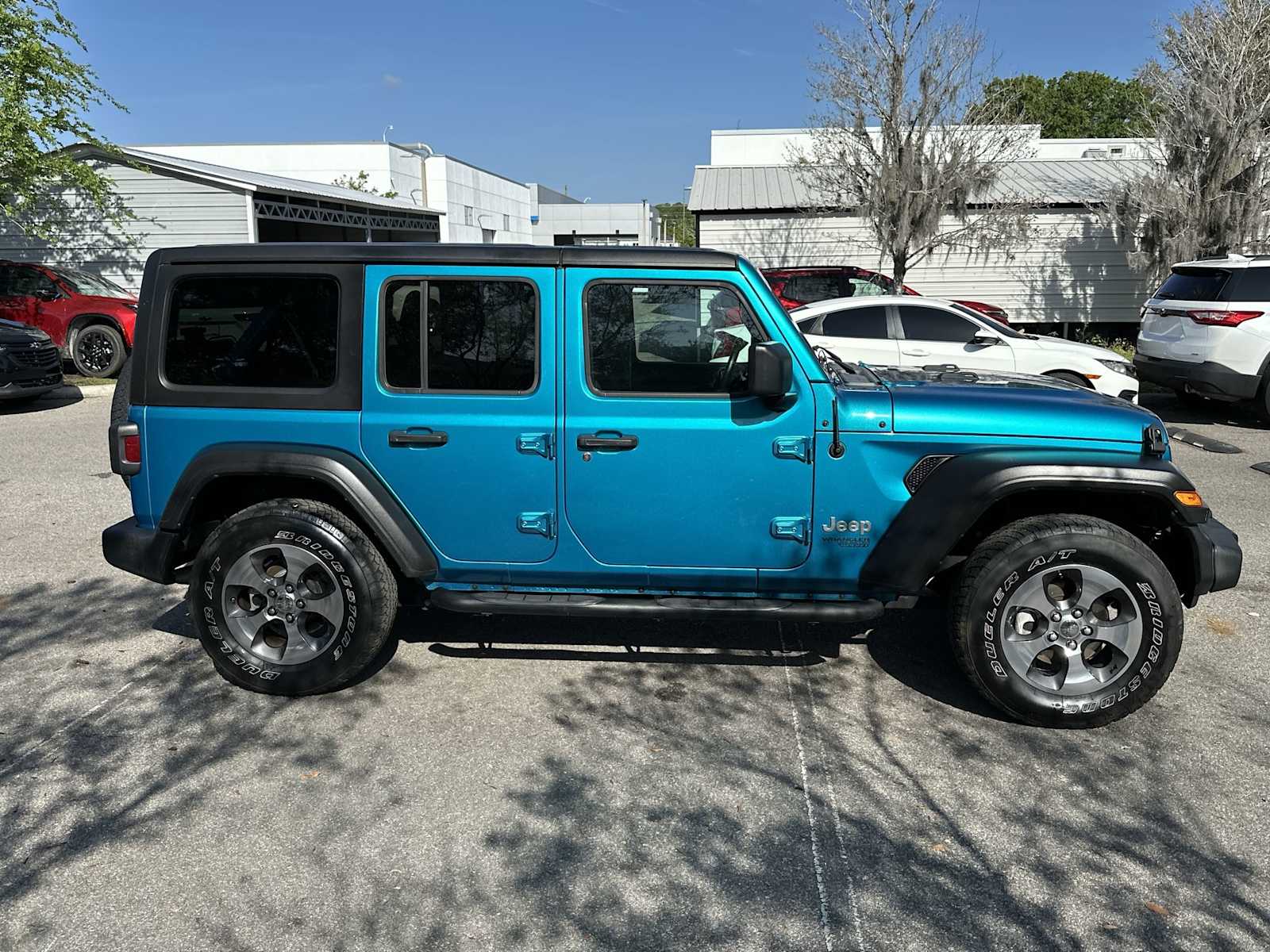 Thumbnail: 2019 Jeep Wrangler - 7