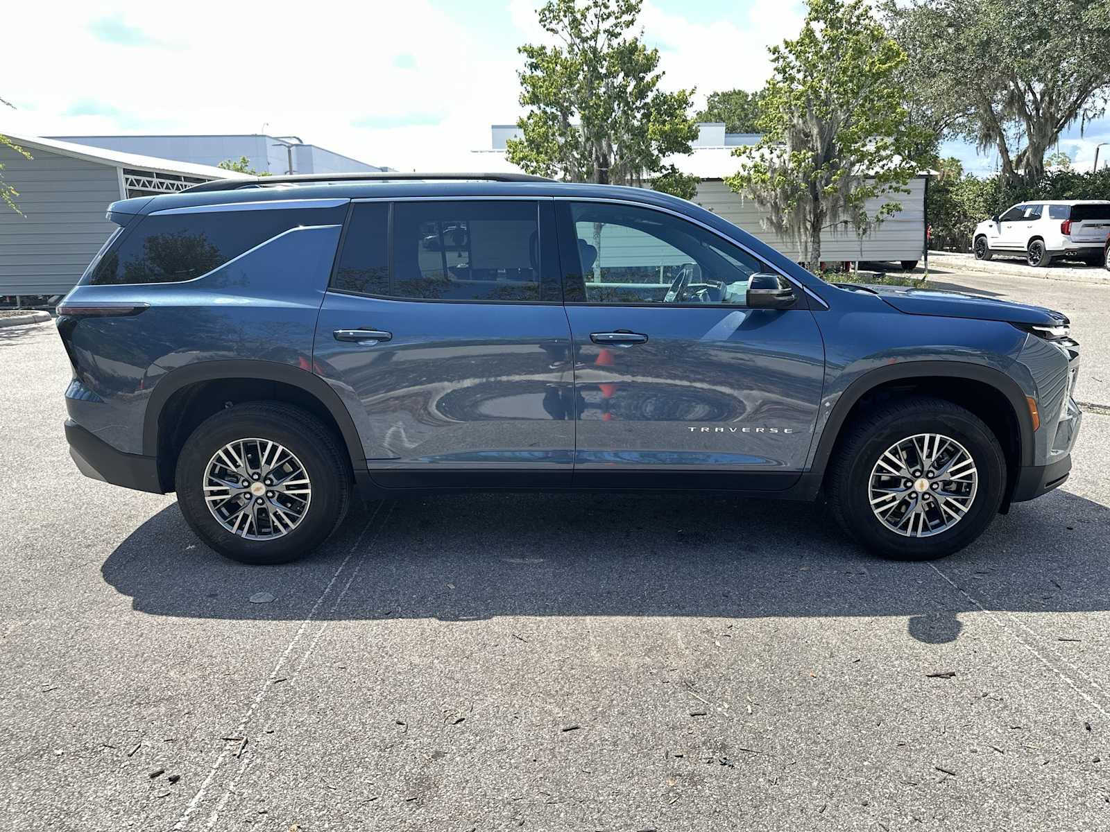 Thumbnail: 2025 Chevrolet Traverse - 7
