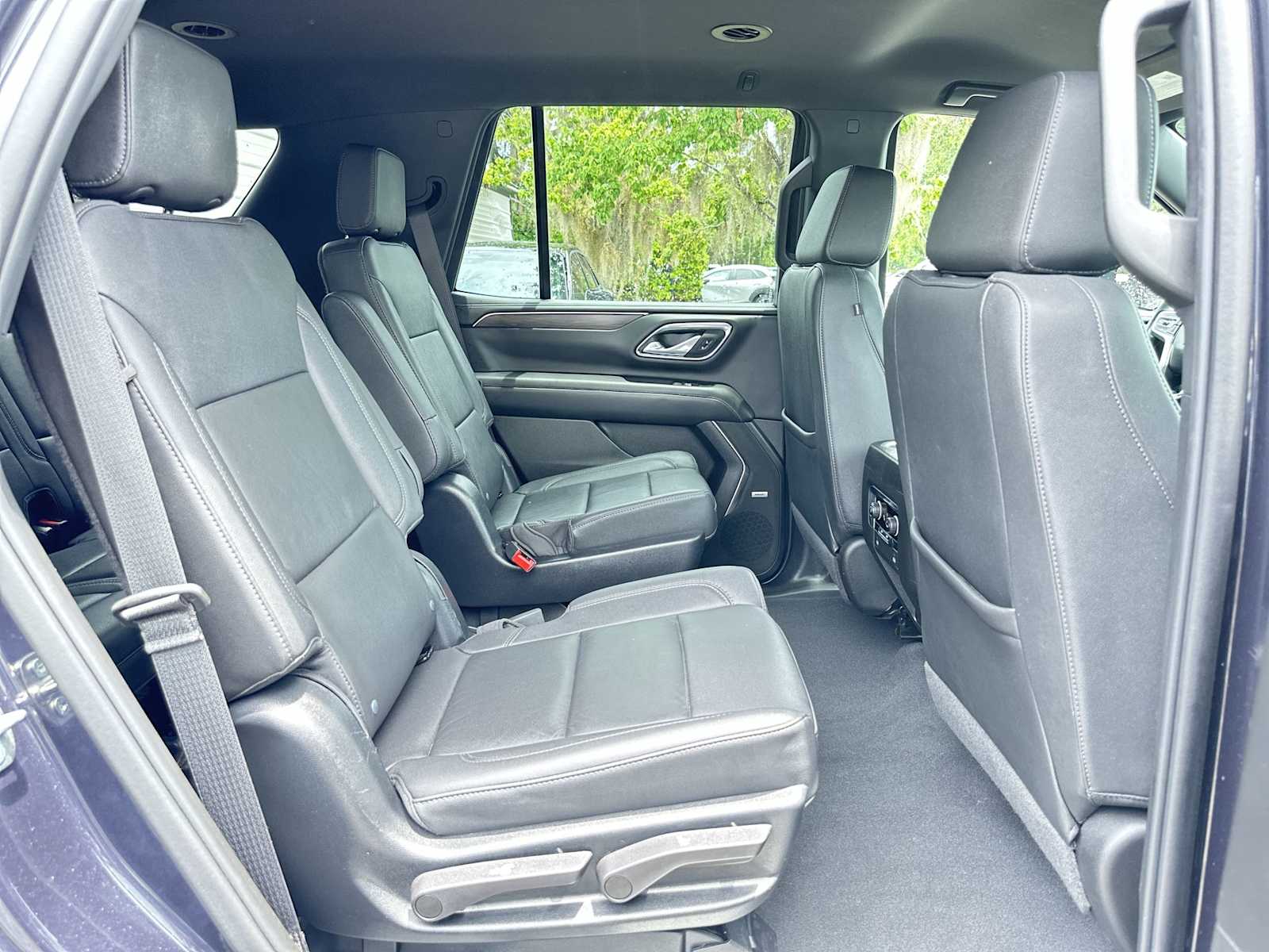 Thumbnail: 2023 Chevrolet Tahoe - 18