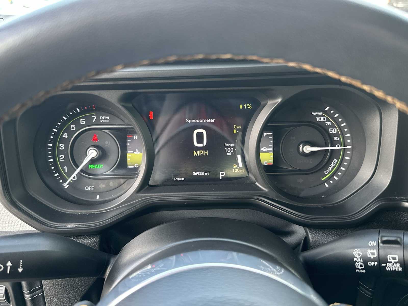 2024 Jeep Wrangler Sahara 24