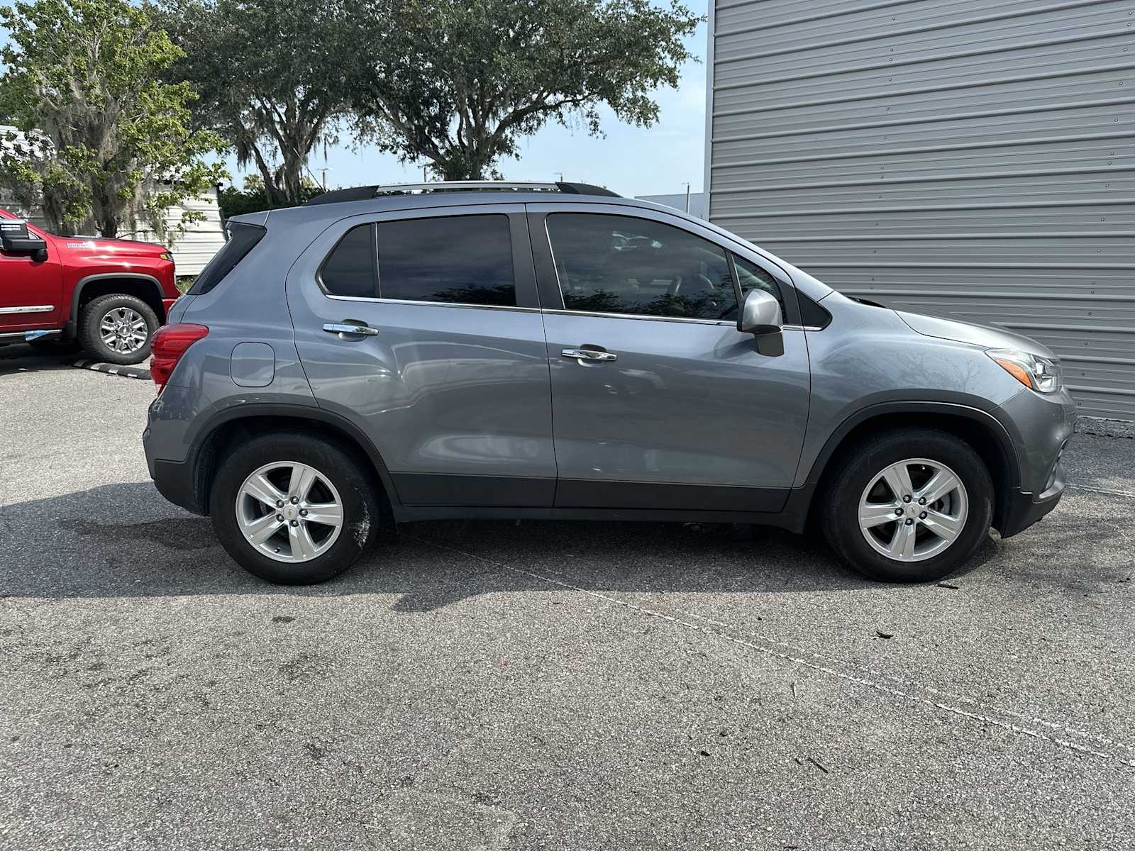 Thumbnail: 2019 Chevrolet Trax - 6