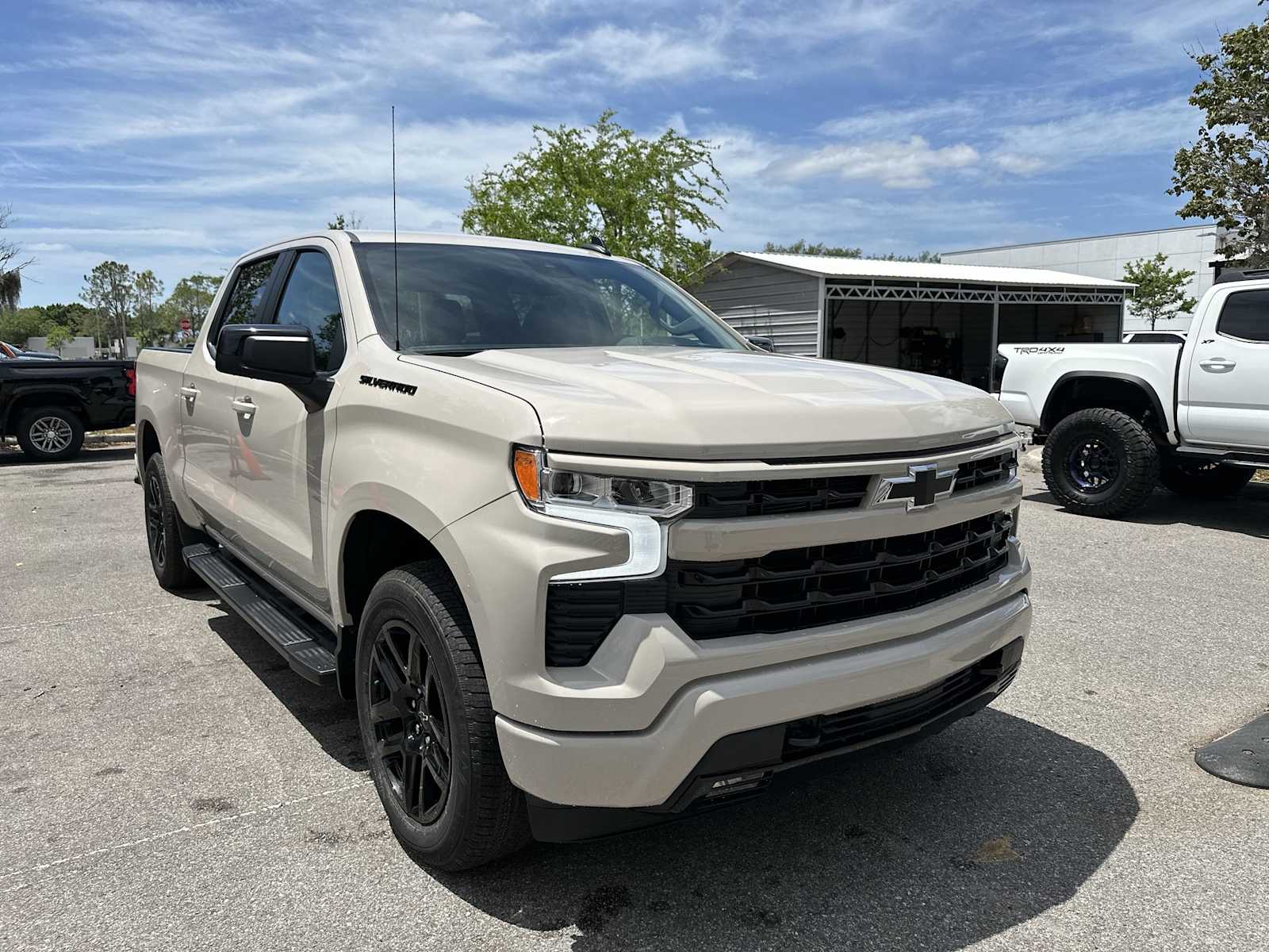 Thumbnail: 2026 Chevrolet Silverado 1500 - 8