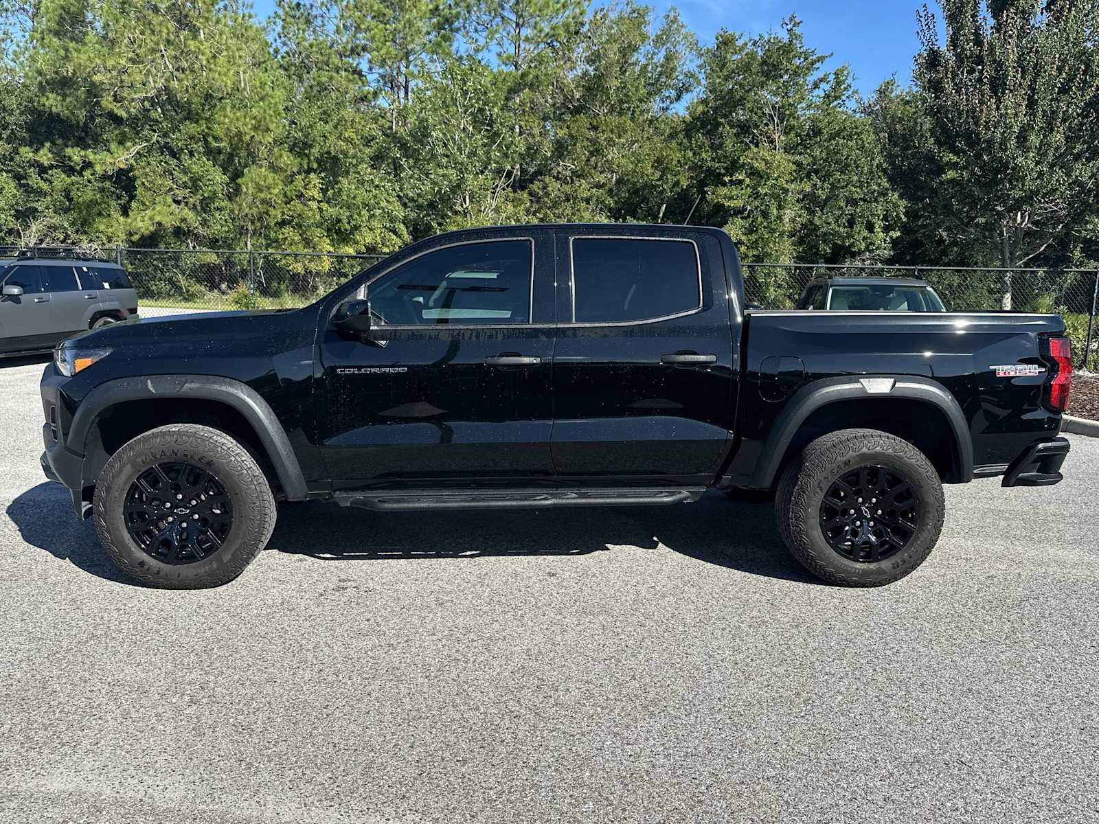 Thumbnail: 2024 Chevrolet Colorado - 3