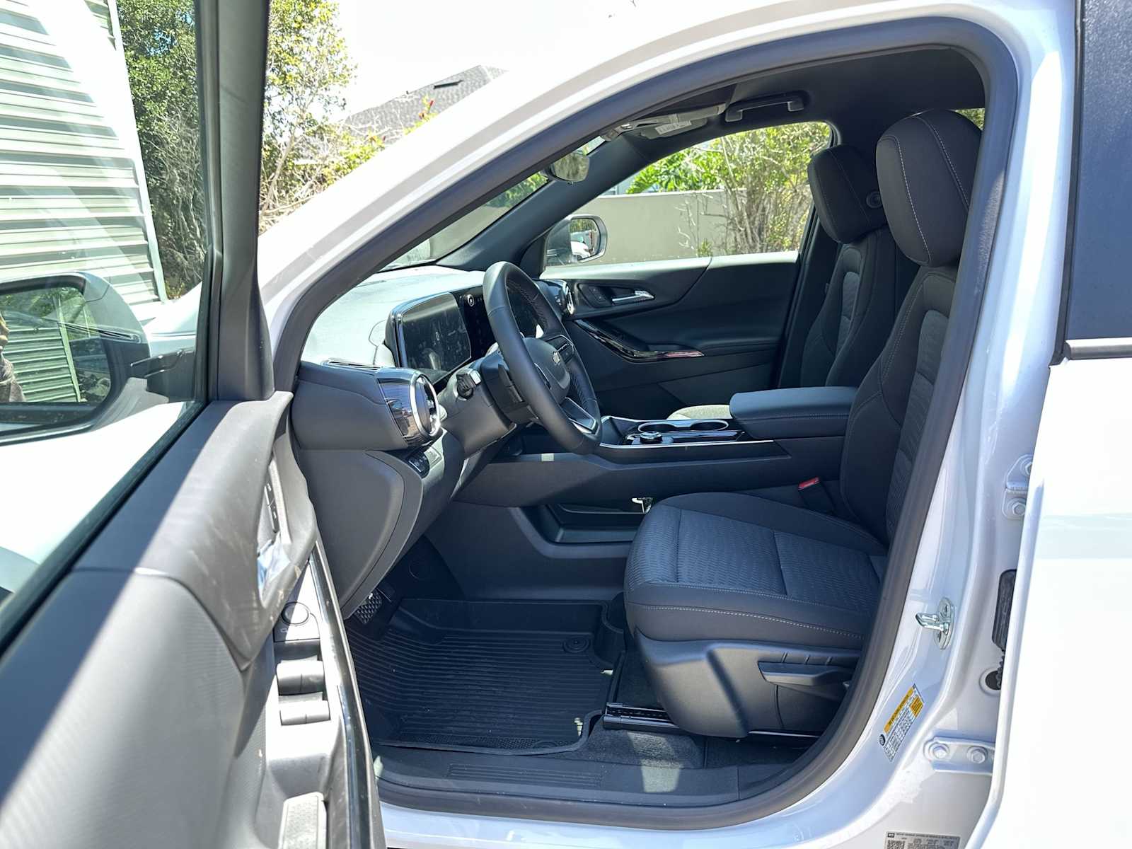 Thumbnail: 2026 Chevrolet Equinox - 2
