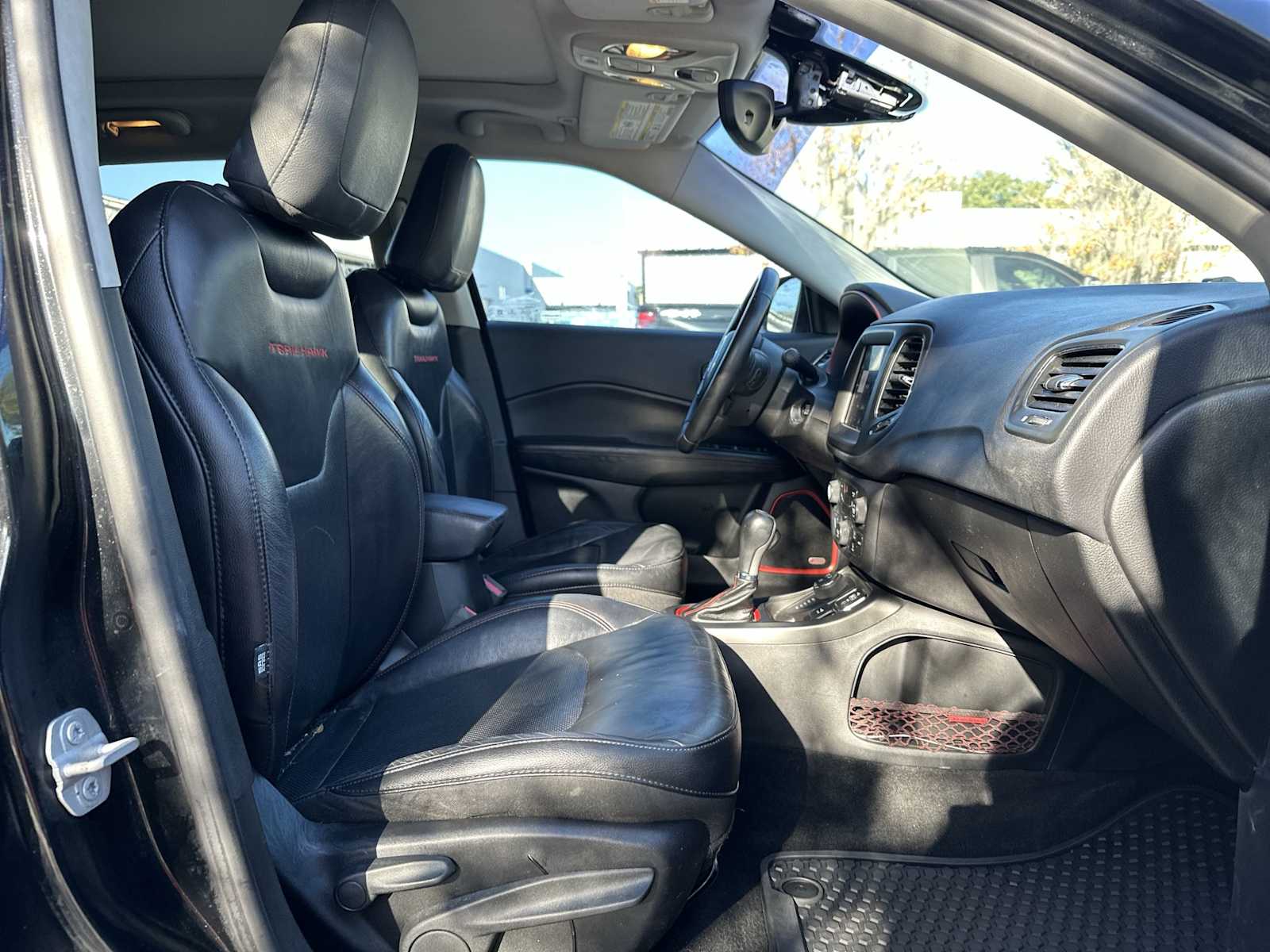 Thumbnail: 2017 Jeep Compass - 19