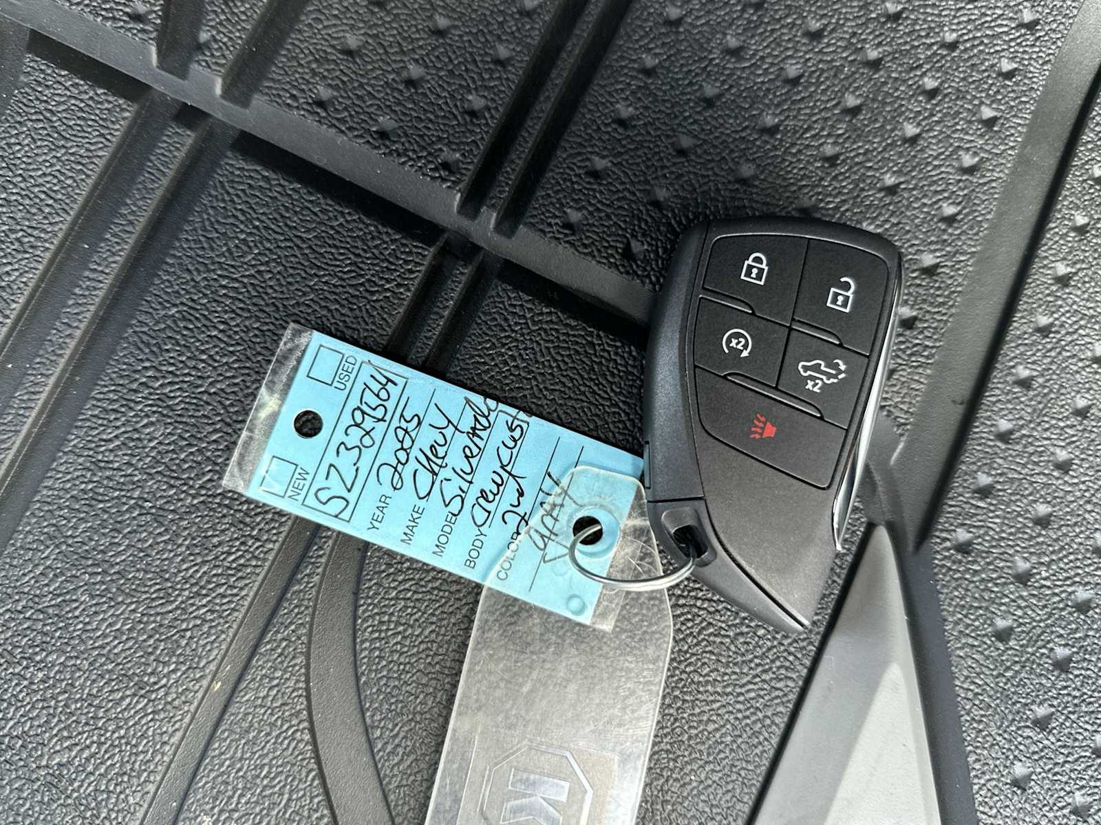 Thumbnail: 2025 Chevrolet Silverado 1500 - 26