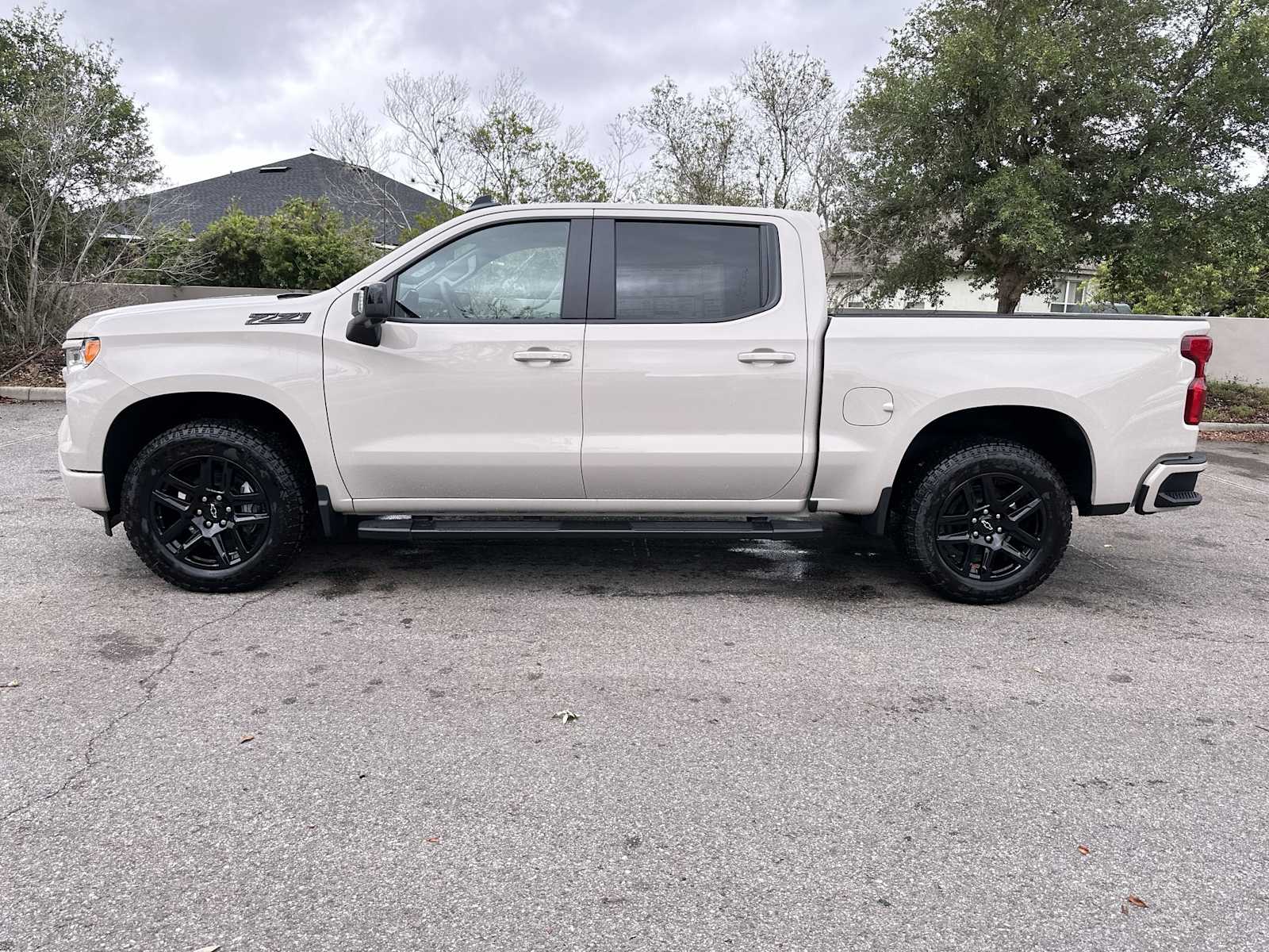 Thumbnail: 2026 Chevrolet Silverado 1500 - 3