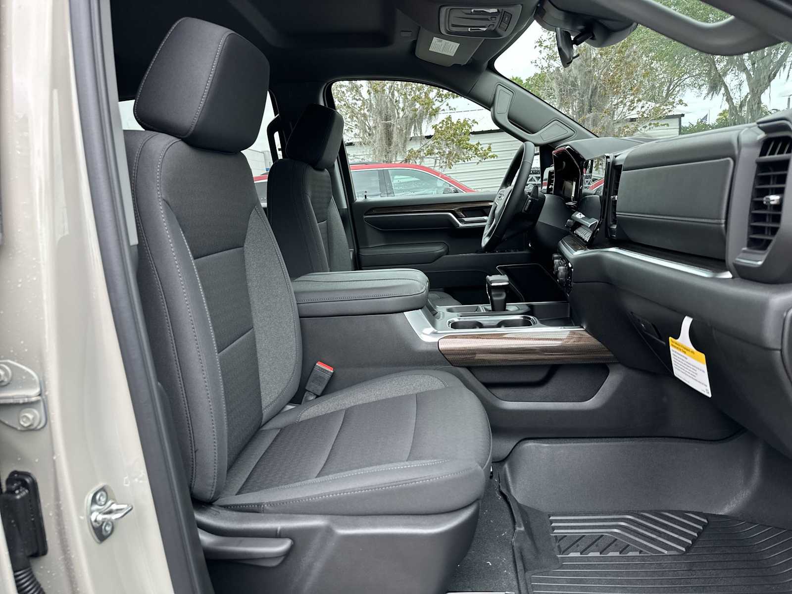 Thumbnail: 2026 Chevrolet Silverado 1500 - 20