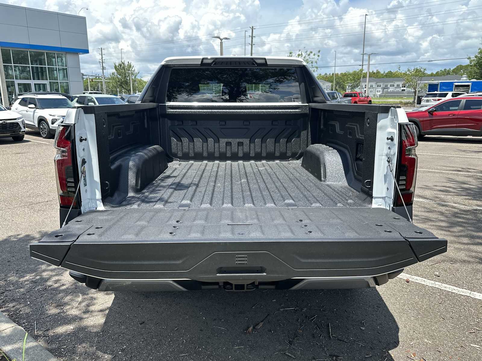 Thumbnail: 2026 Chevrolet Silverado EV - 22