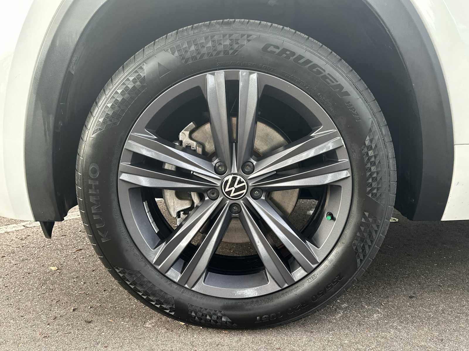 Thumbnail: 2021 Volkswagen Atlas - 12
