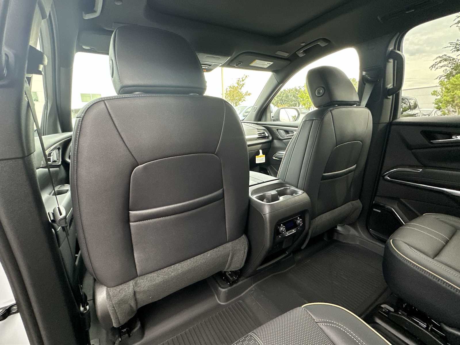 Thumbnail: 2026 Chevrolet Traverse - 16