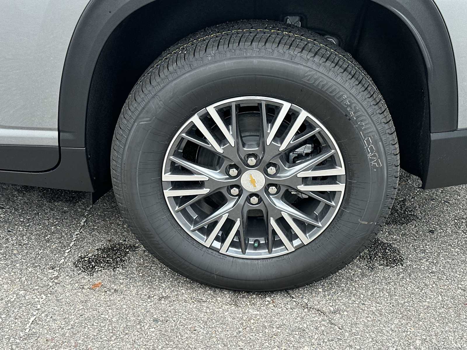 Thumbnail: 2026 Chevrolet Traverse - 12