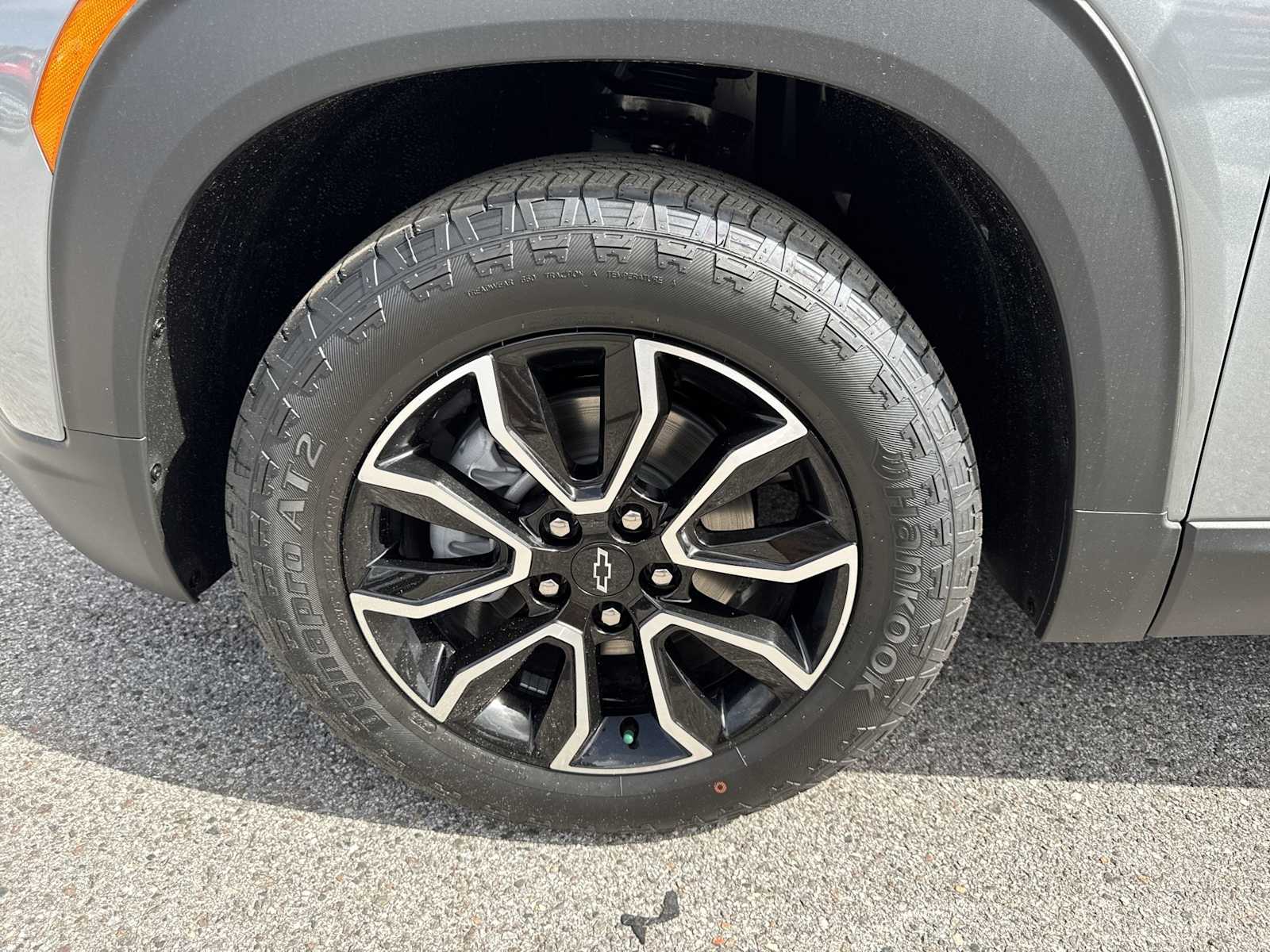 Thumbnail: 2025 Chevrolet TrailBlazer - 12