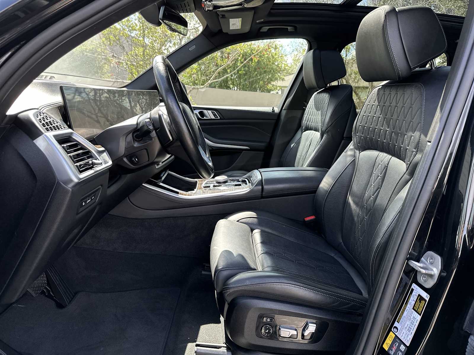 Thumbnail: 2025 BMW X5 - 15