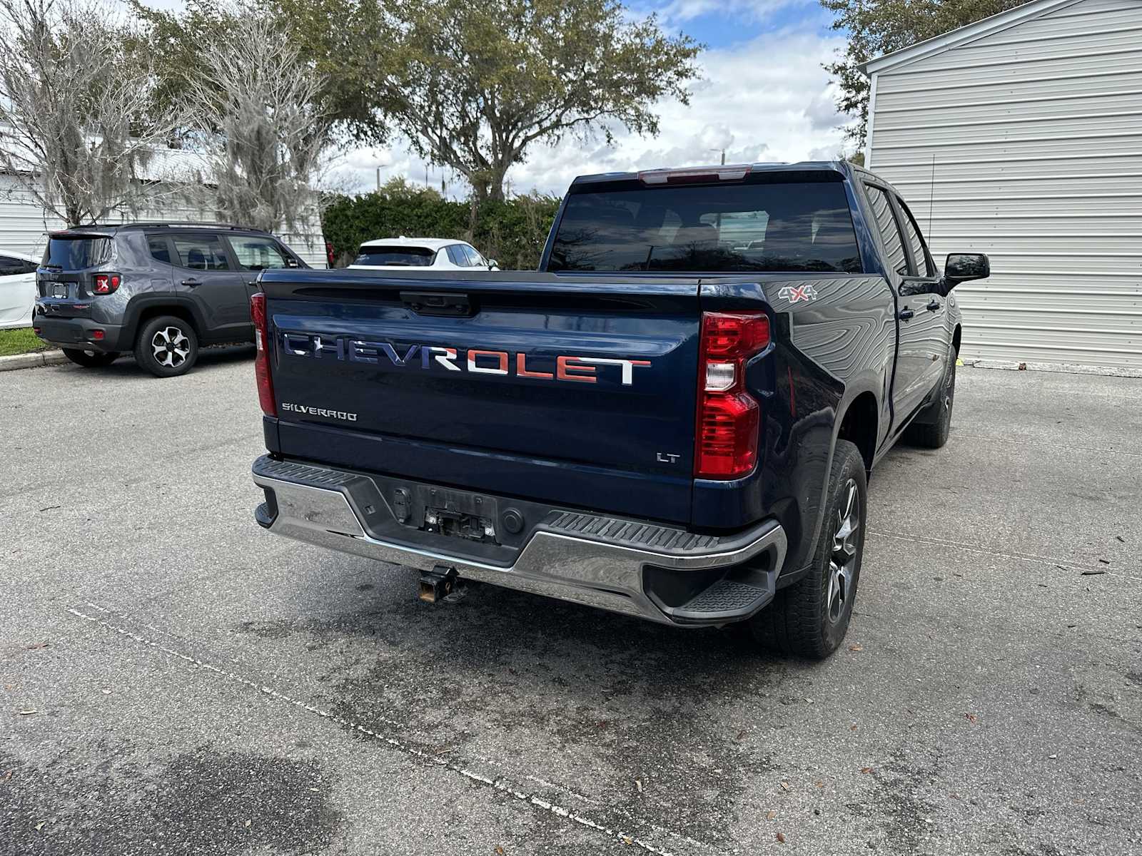 Thumbnail: 2023 Chevrolet Silverado 1500 - 6