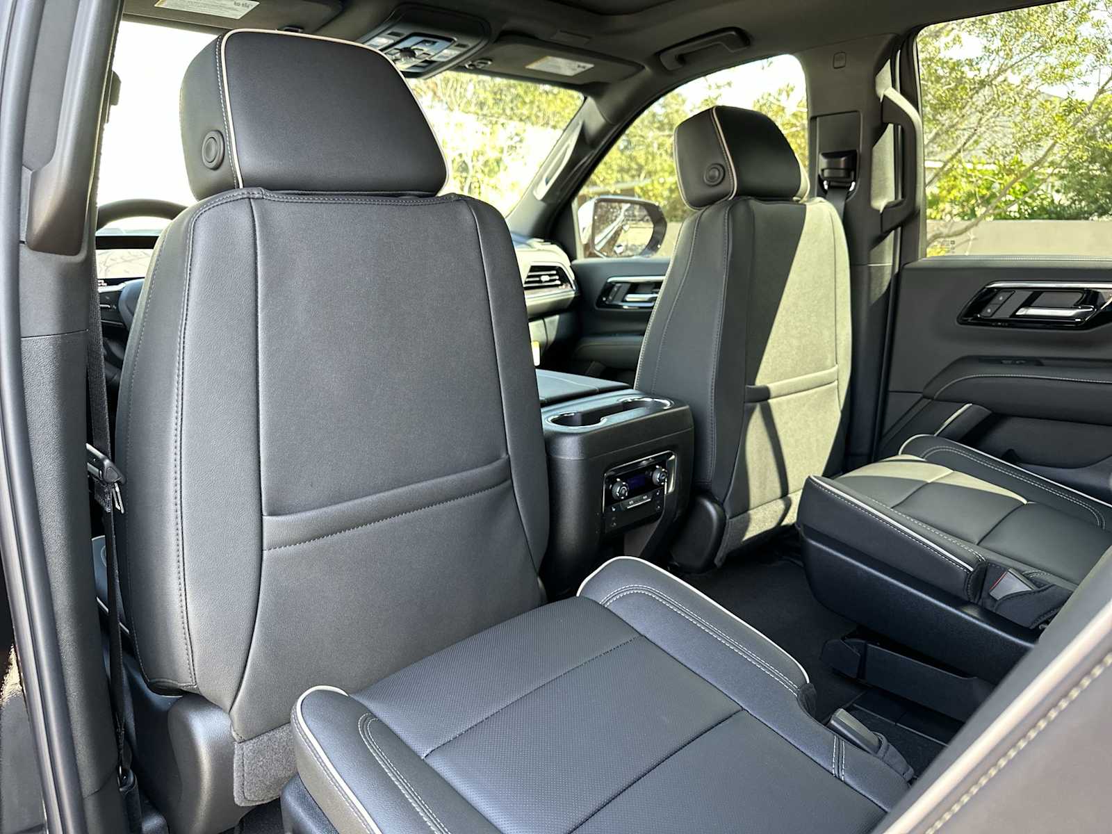 Thumbnail: 2026 Chevrolet Tahoe - 16