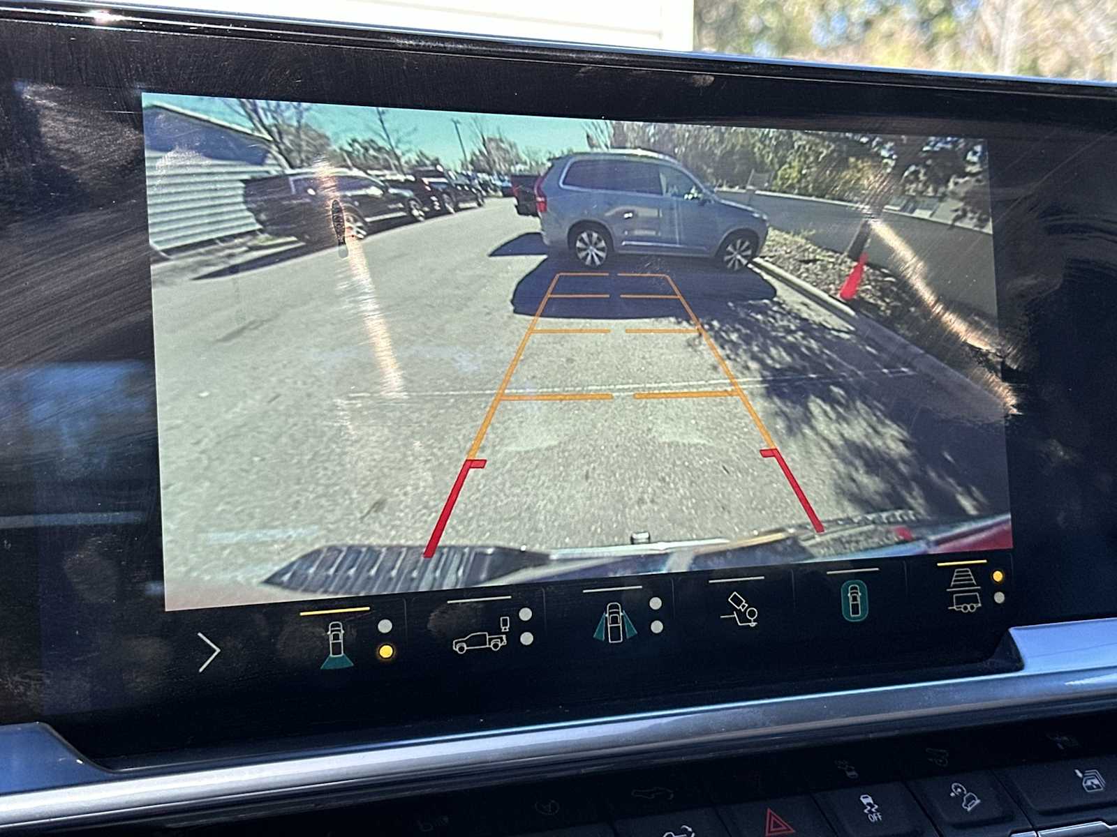 Thumbnail: 2022 Chevrolet Silverado 1500 - 23