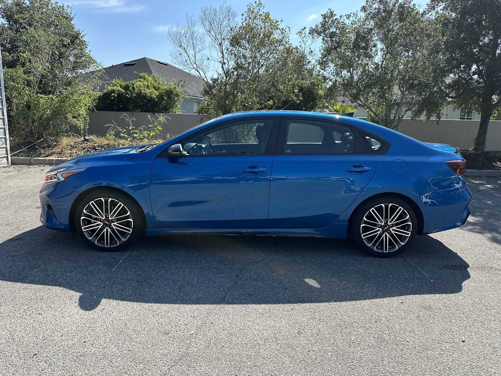 Thumbnail: 2023 Kia Forte - 3